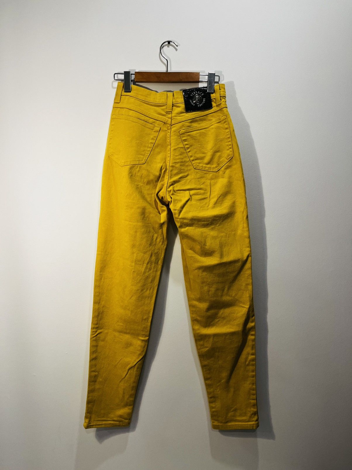 Versace Jeans Couture VERSACE Jeans Couture Vintage Yellow Straight Leg Jeans Size 26" / US 2 / IT 38 - 4 Thumbnail