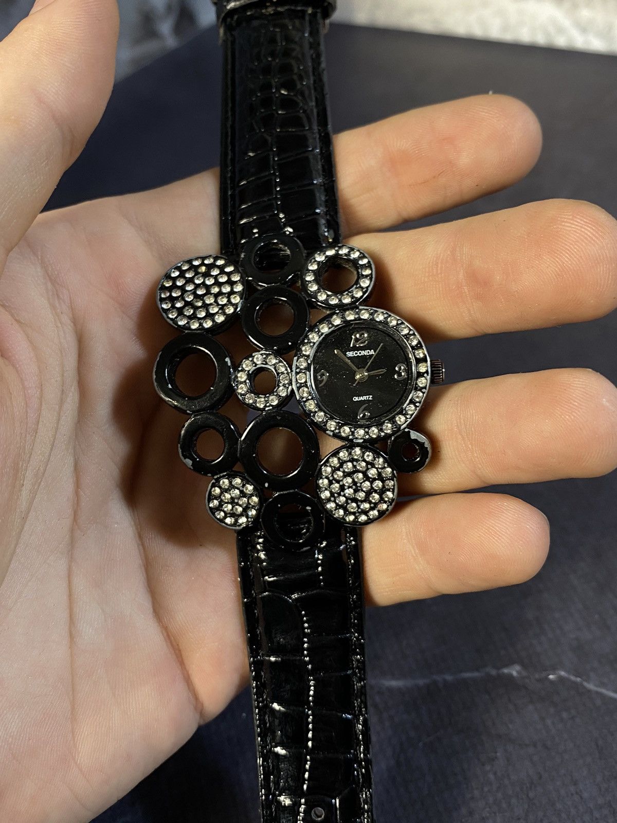 Japanese Brand Futuristic Watch with Leather Strap Japanese Brand Size ONE SIZE - 11 Thumbnail