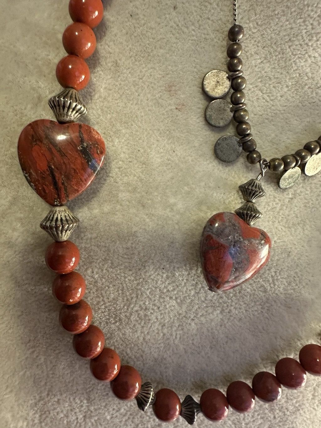 Studio D'Artisan Vintage Set Red Jasper Brecciated Stone Bead Chalcedony Vein Size ONE SIZE - 3 Thumbnail