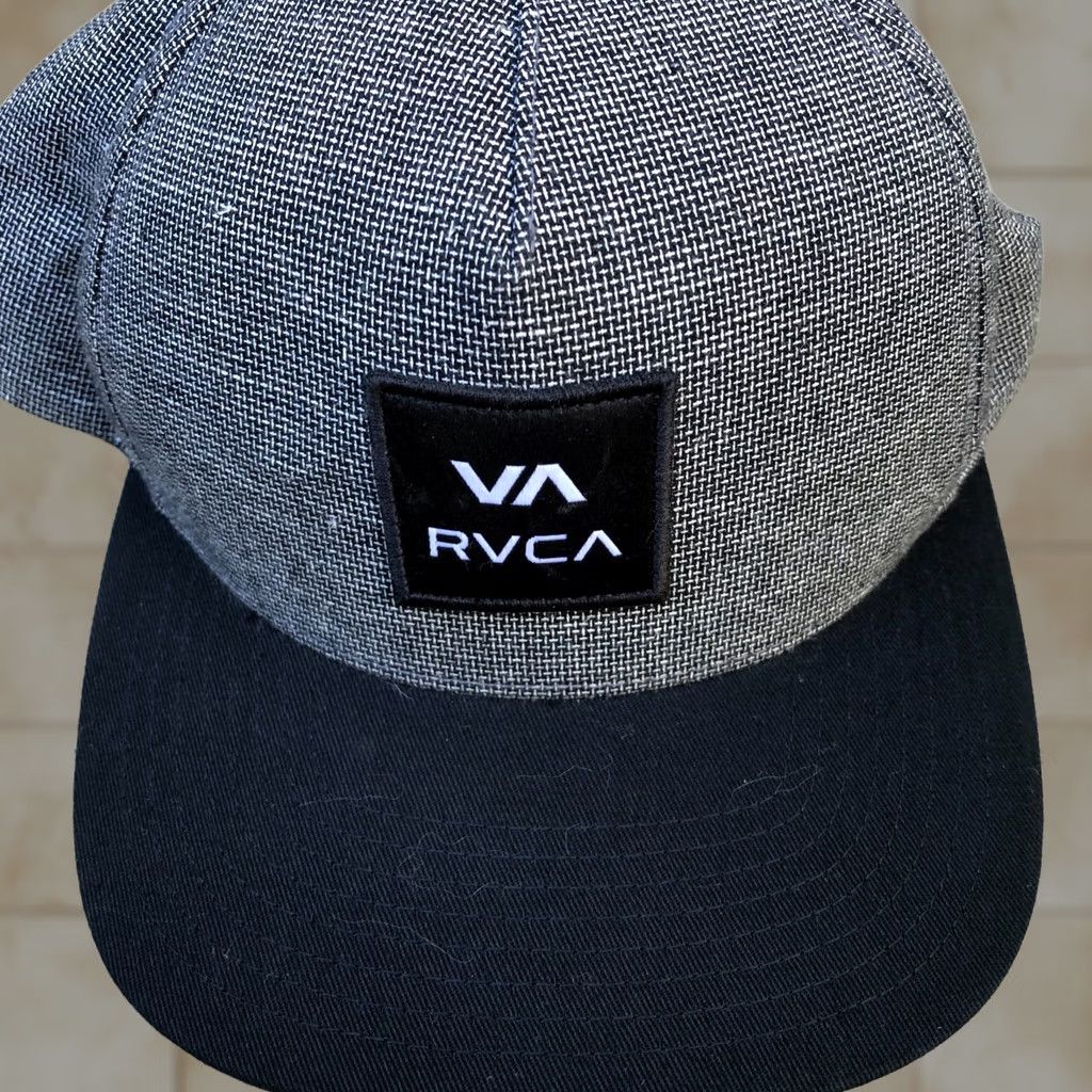 RVCA RVCA Classic Snapback Hat Men's One Size Adjustable Cap Mid Fit Gray Black/Grey Snapback Adjustable Cotton Hat Mens One Size RVCA Classic Snapback Hat Size ONE SIZE - 1 Thumbnail