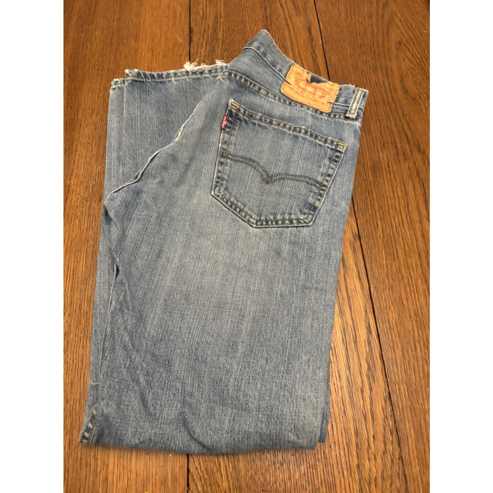 Levi's VINTAGE Levi's 505 Jeans Mens Straight Denim Light Wash Blue 33x32 Regular Inseam 32 USA - Mens Jeans? Size US 33 - 5 Thumbnail