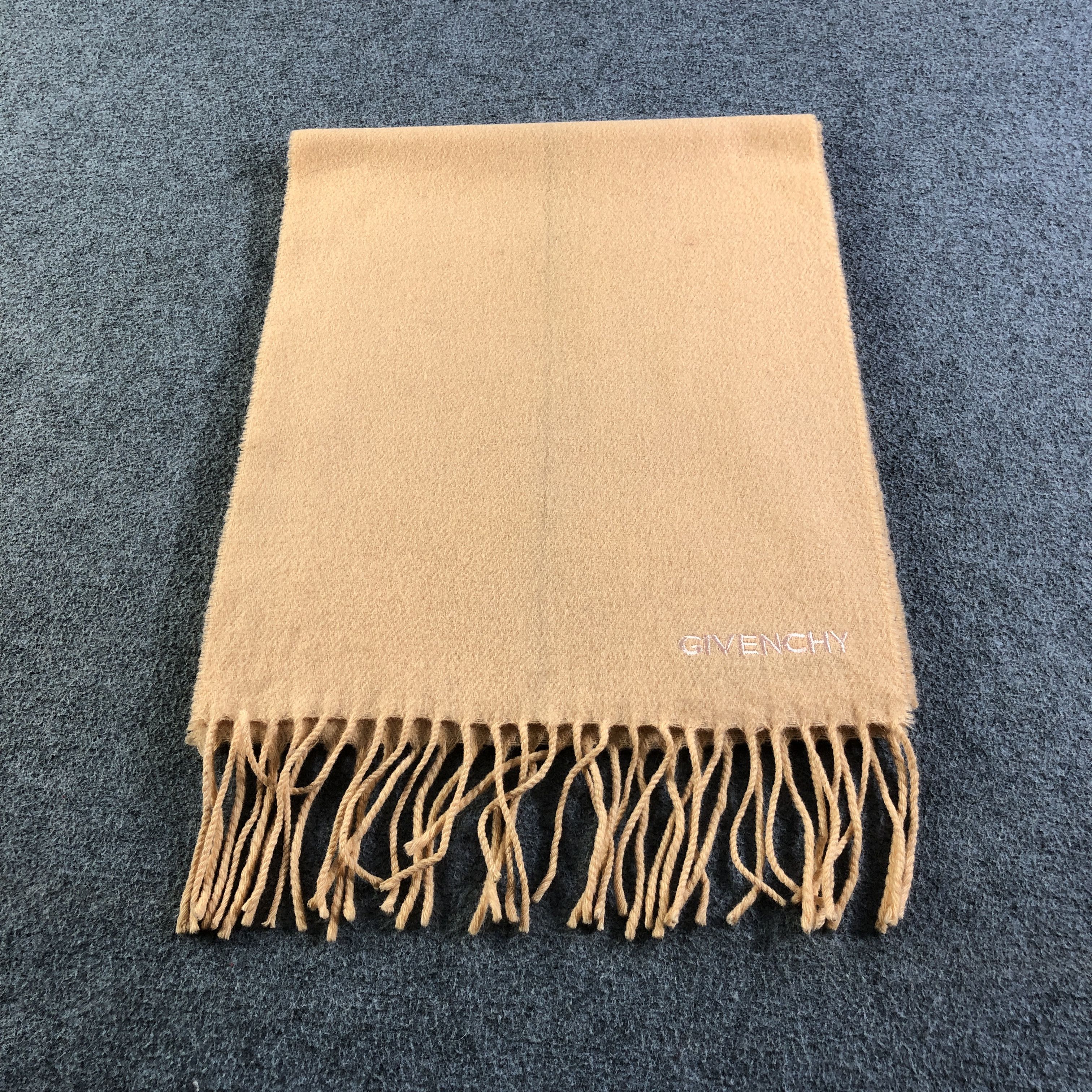 Givenchy Givenchy Wool Scarf Muffler V2651 Size ONE SIZE - 2 Thumbnail