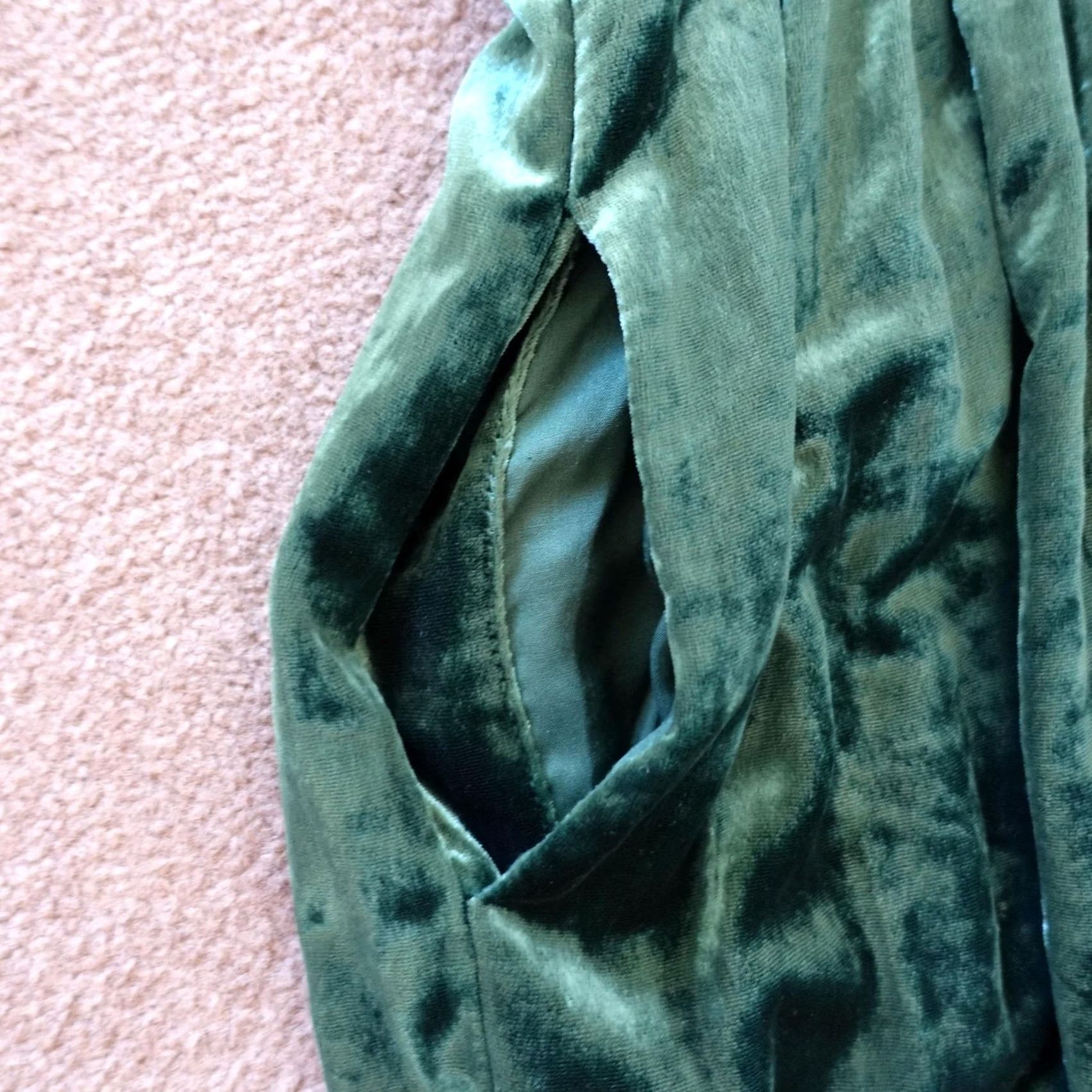 Anthropologie VINTAGE? No. Since not vintage, skip. Anthropologie Dress Womens Medium Green Velvet Maxi Puff Sleeve Pockets Formal Size M / US 6-8 / IT 42-44 - 4 Thumbnail