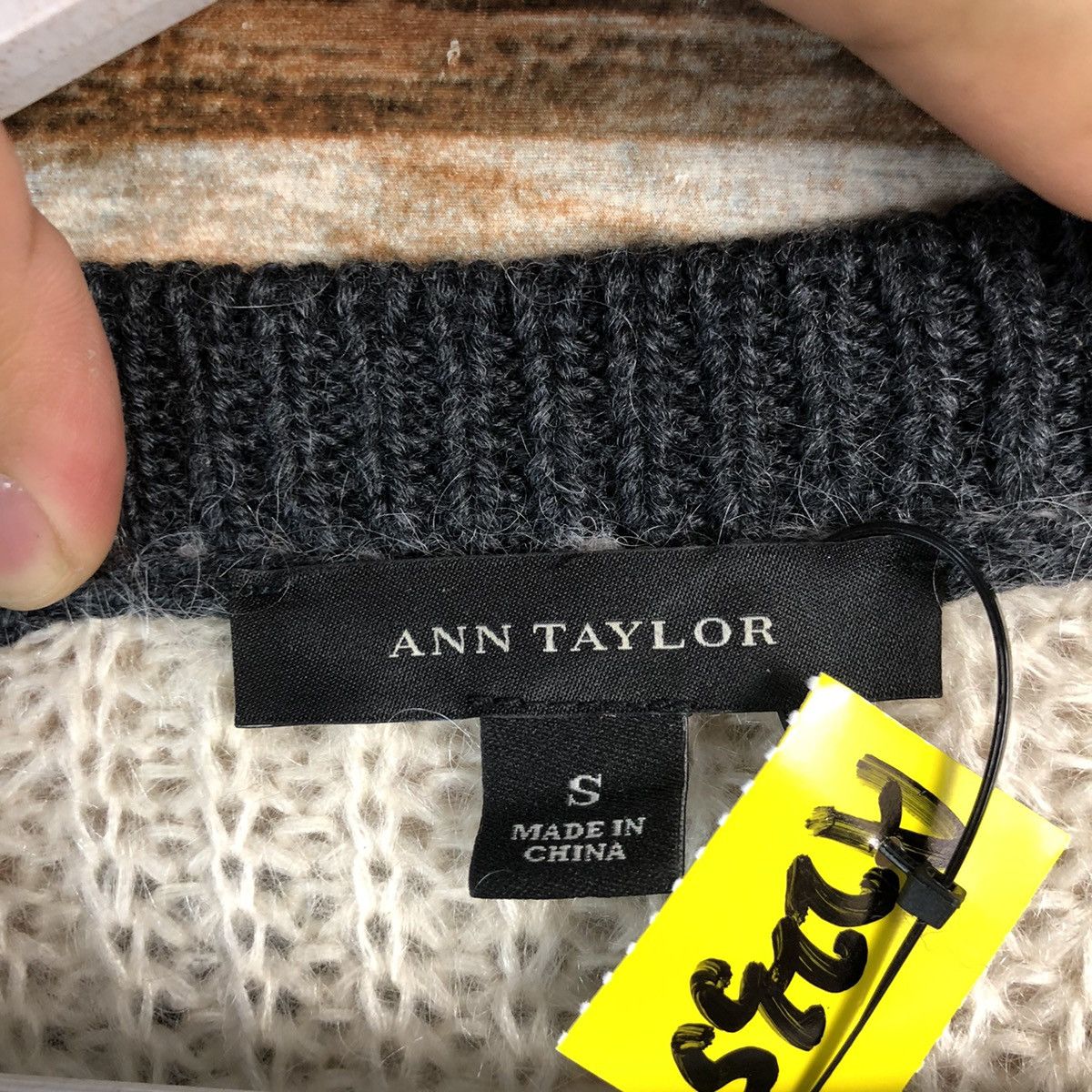 Ann Taylor × OVER THE STRiPES Ann Taylor Stripe Brown Knitwear #A2235 Size S / US 4 / IT 40 - 9 Thumbnail