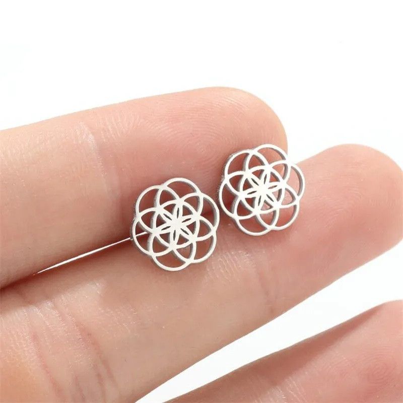 Jewelry Geometric Flower Mini Stud Earrings Charm Earring Gift Size ONE SIZE - 1 Thumbnail