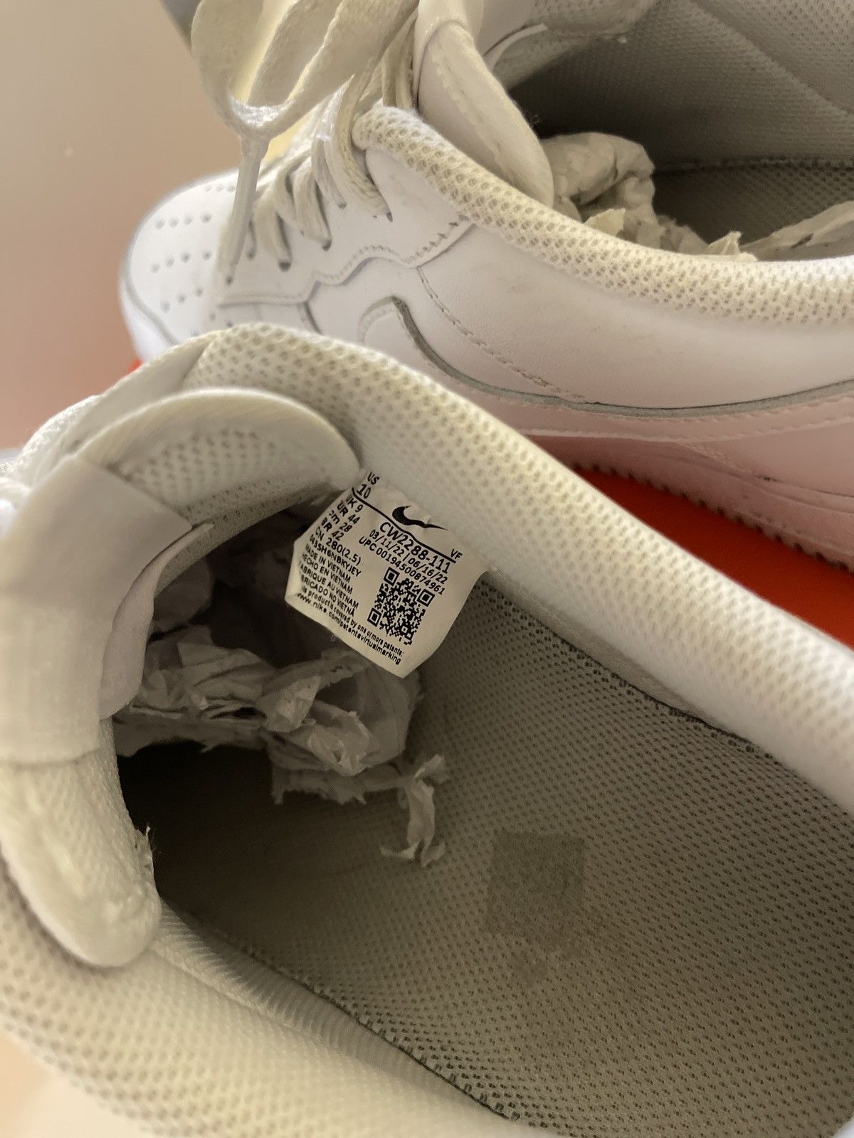 Nike White Nike AF1 Size US 10 / EU 43 - 5 Thumbnail