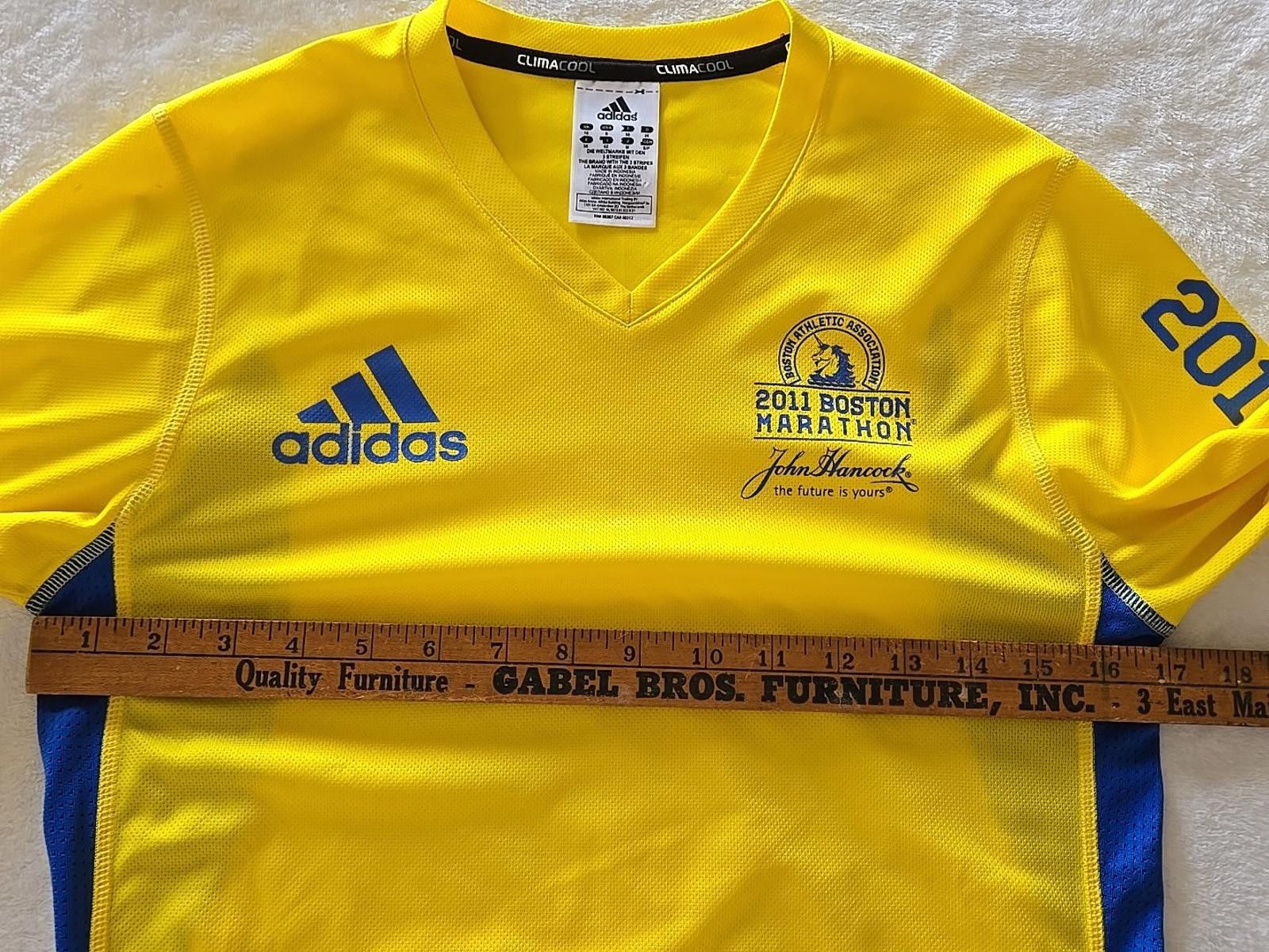 Other Adidas 2011 Boston Marathon Jersey Shirt Small John Hancock Size S / US 4 / IT 40 - 8 Thumbnail