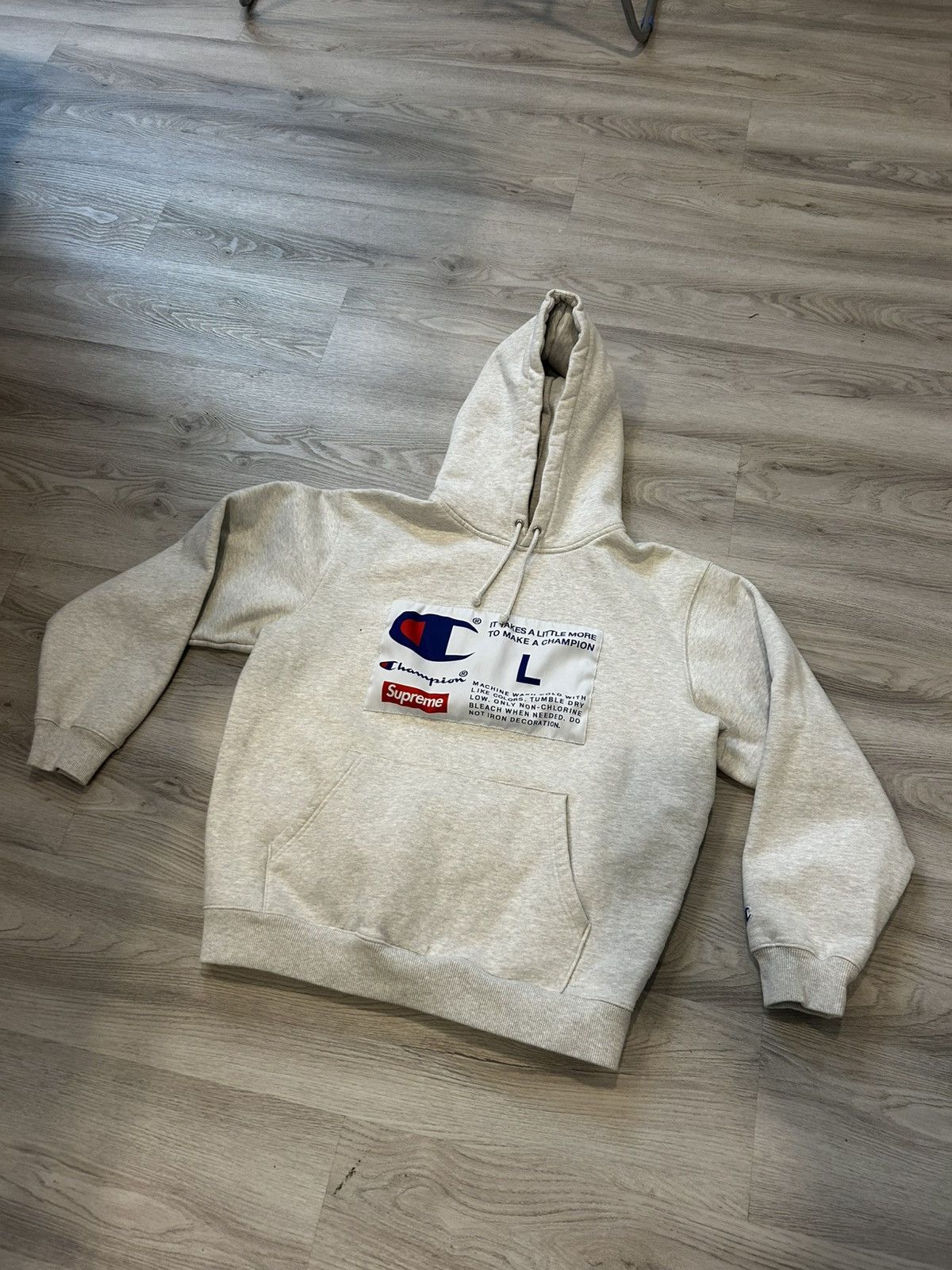 Supreme champion label hoodie hotsell
