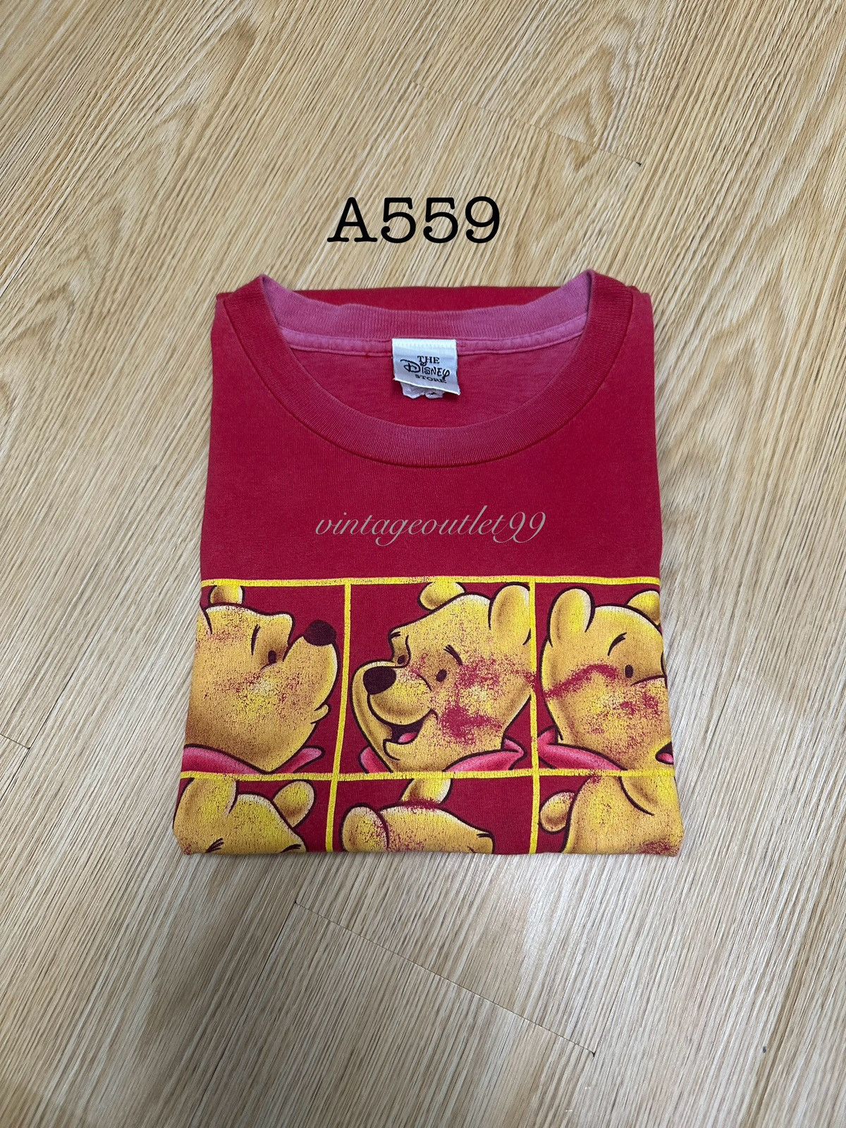 Disney Disney Pooh Sunfaded Vintage Tshirt Made In Usa A559 Size US M / EU 48-50 / 2 - 11 Thumbnail