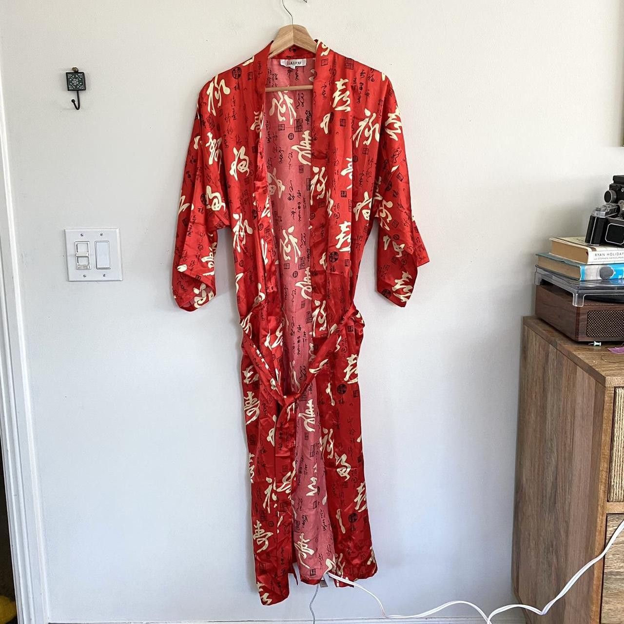 Vintage BAIFU RED ASAIN KIMONO ROBE SIZE XL SILKY Size ONE SIZE - 8 Thumbnail