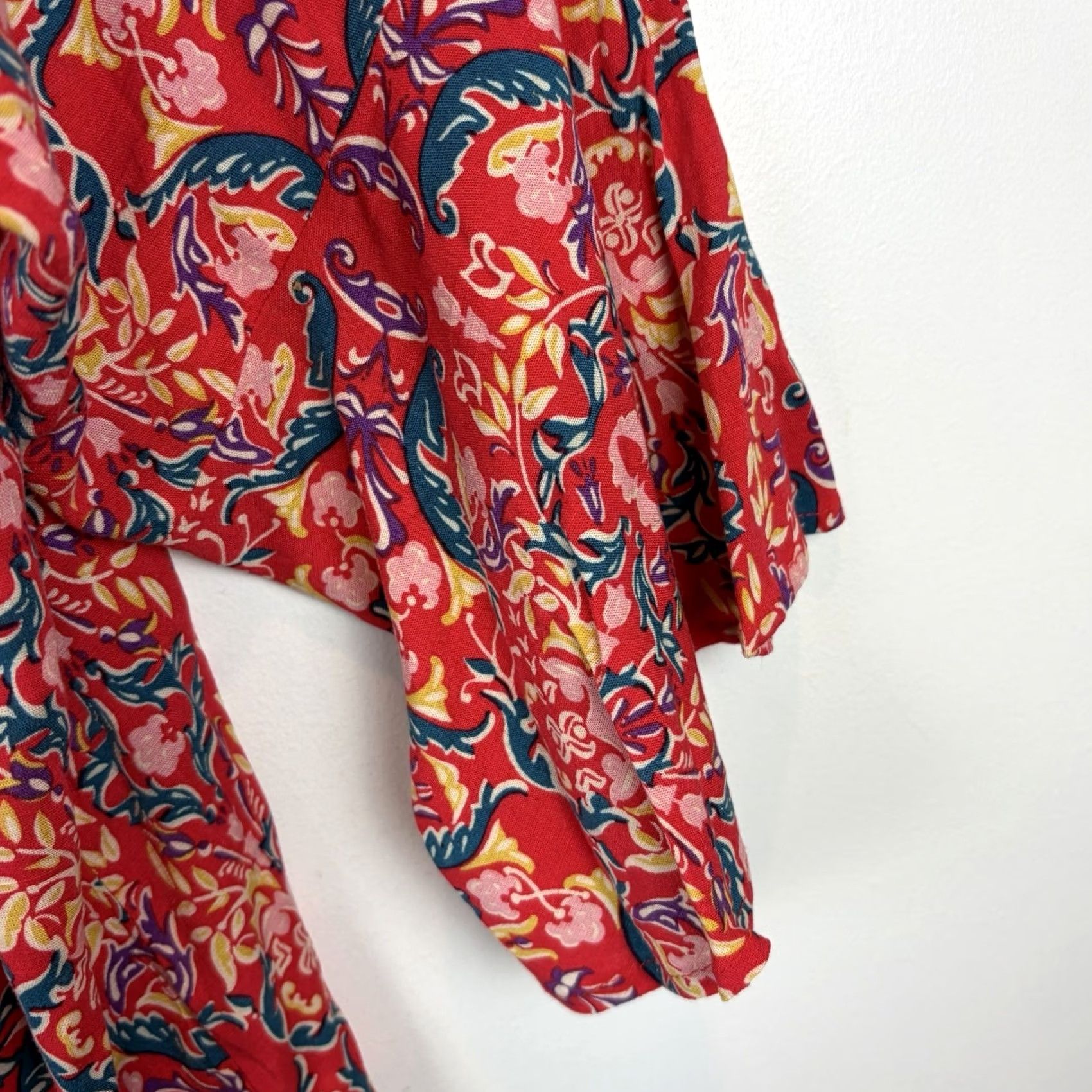 Torrid Torrid Blouse Womens 4X Red Floral Peasant Bohemian Boho Hippie Top Size XXL / US 16-18 / IT 52-54 - 6 Thumbnail