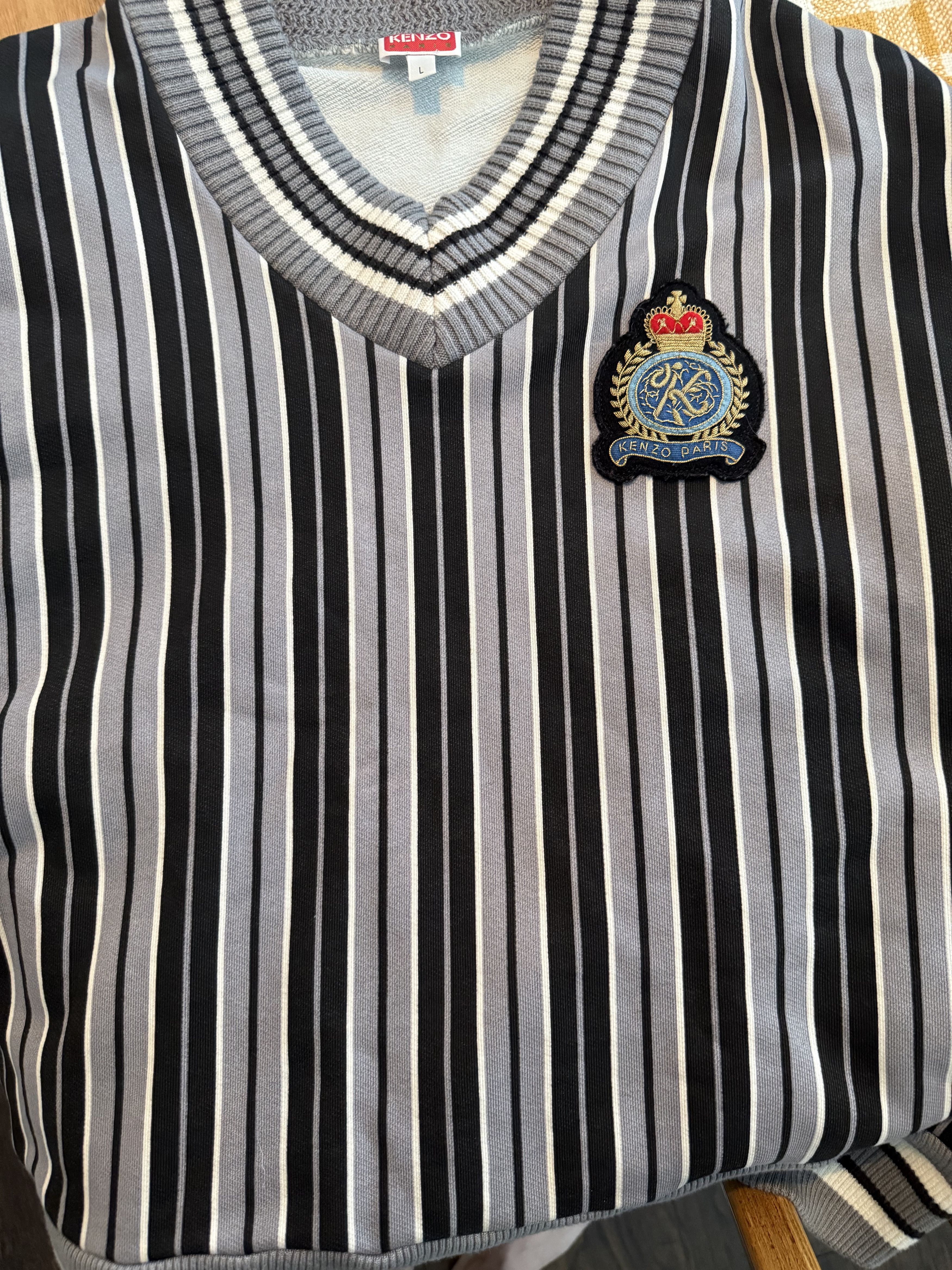Kenzo Kenzo sweater size L gently worn. Size US L / EU 52-54 / 3 - 1 Thumbnail