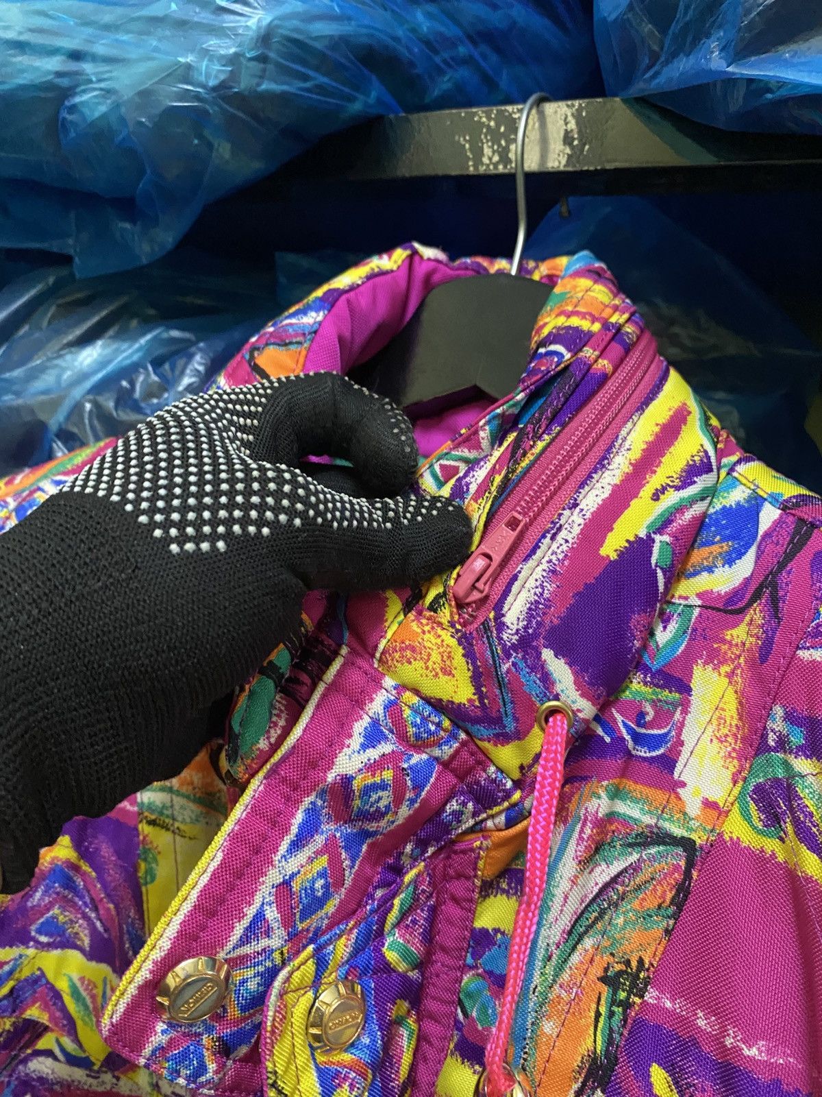 Vintage Vintage Cismon Ski Jacket Neon Abstract Print Winter Puffer Size US S / EU 44-46 / 1 - 8 Thumbnail