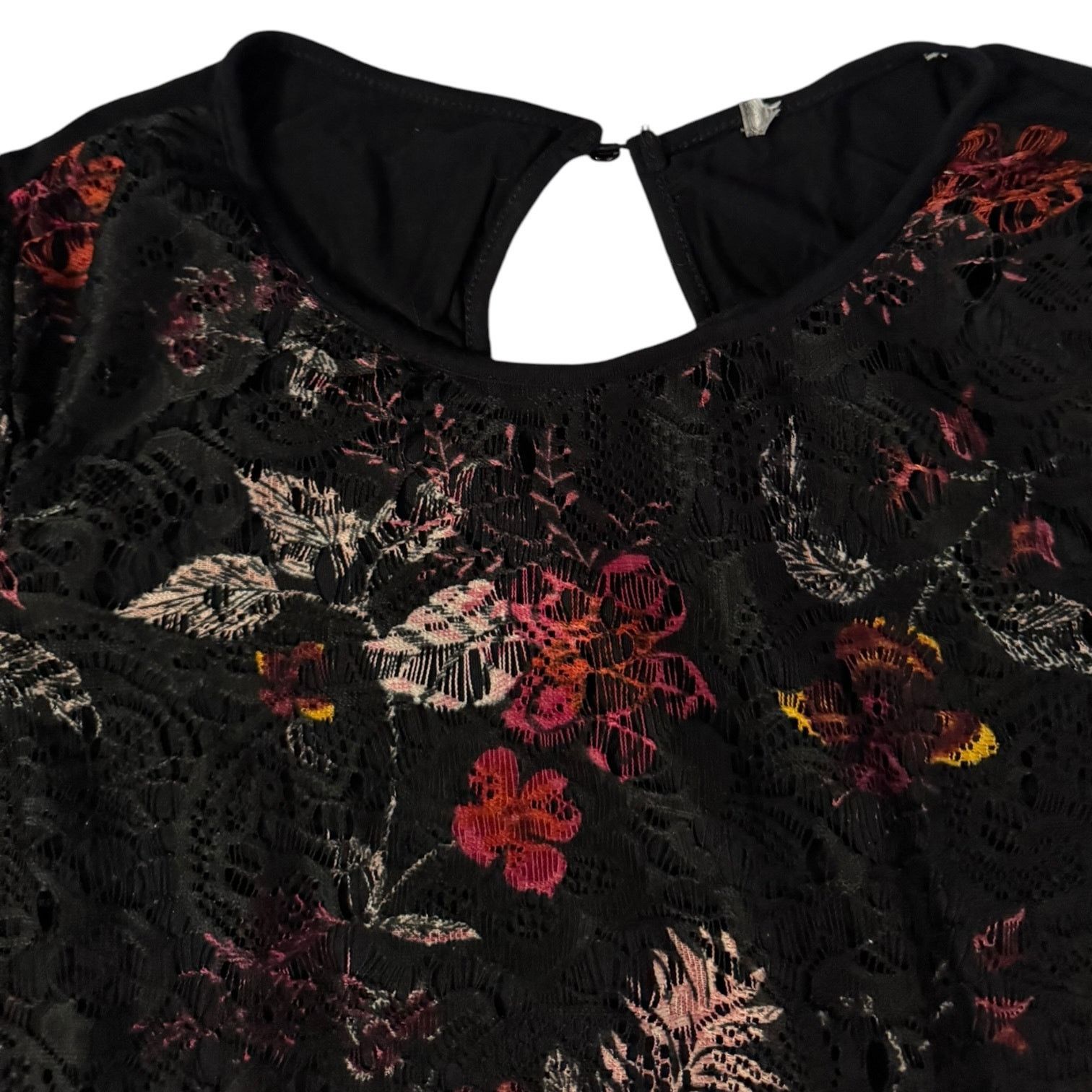 Other Unbranded Women’s Lacy Black Top w/Floral Pattern – Medium Size M / US 6-8 / IT 42-44 - 2 Thumbnail
