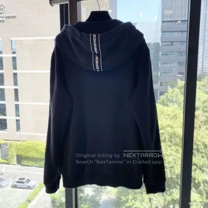 Burberry Burberry Black Cotton Women's Jacket. Size S / US 4 / IT 40 - 2 Thumbnail