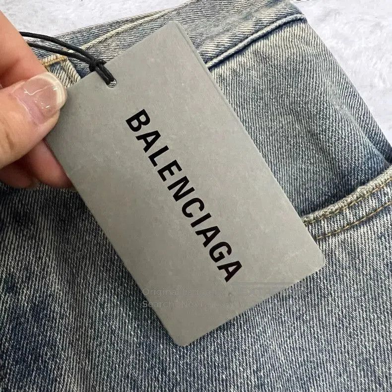 Balenciaga Balenciaga Distressed Denim Jeans. Size US 26 / EU 42 - 3 Thumbnail