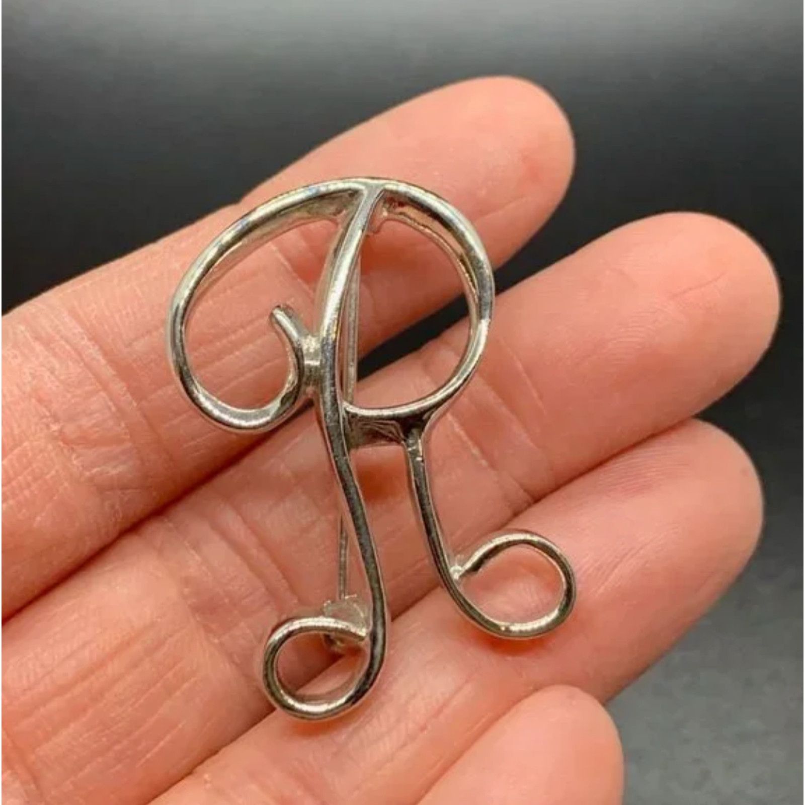 Other Sarah Coventry Vintage Silver Tone Letter Initial R Brooch Size ONE SIZE - 2 Thumbnail