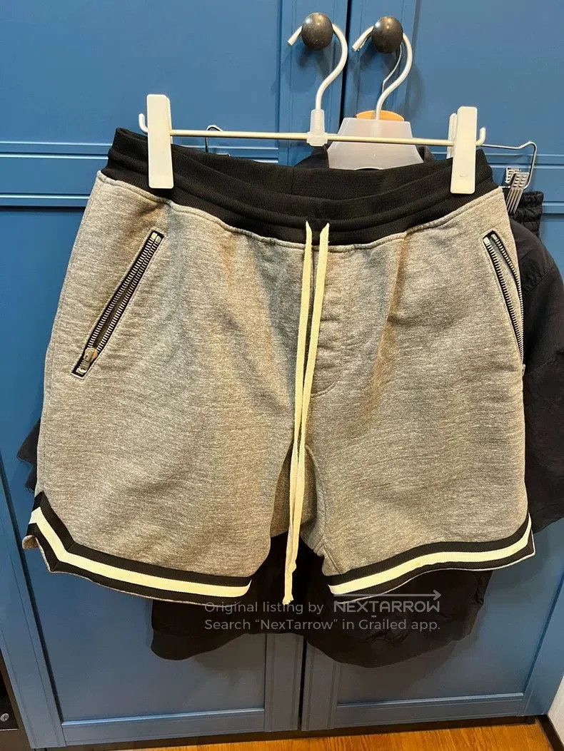 Fear of God Fear of God Gray Shorts. Size US 29 - 1 Thumbnail
