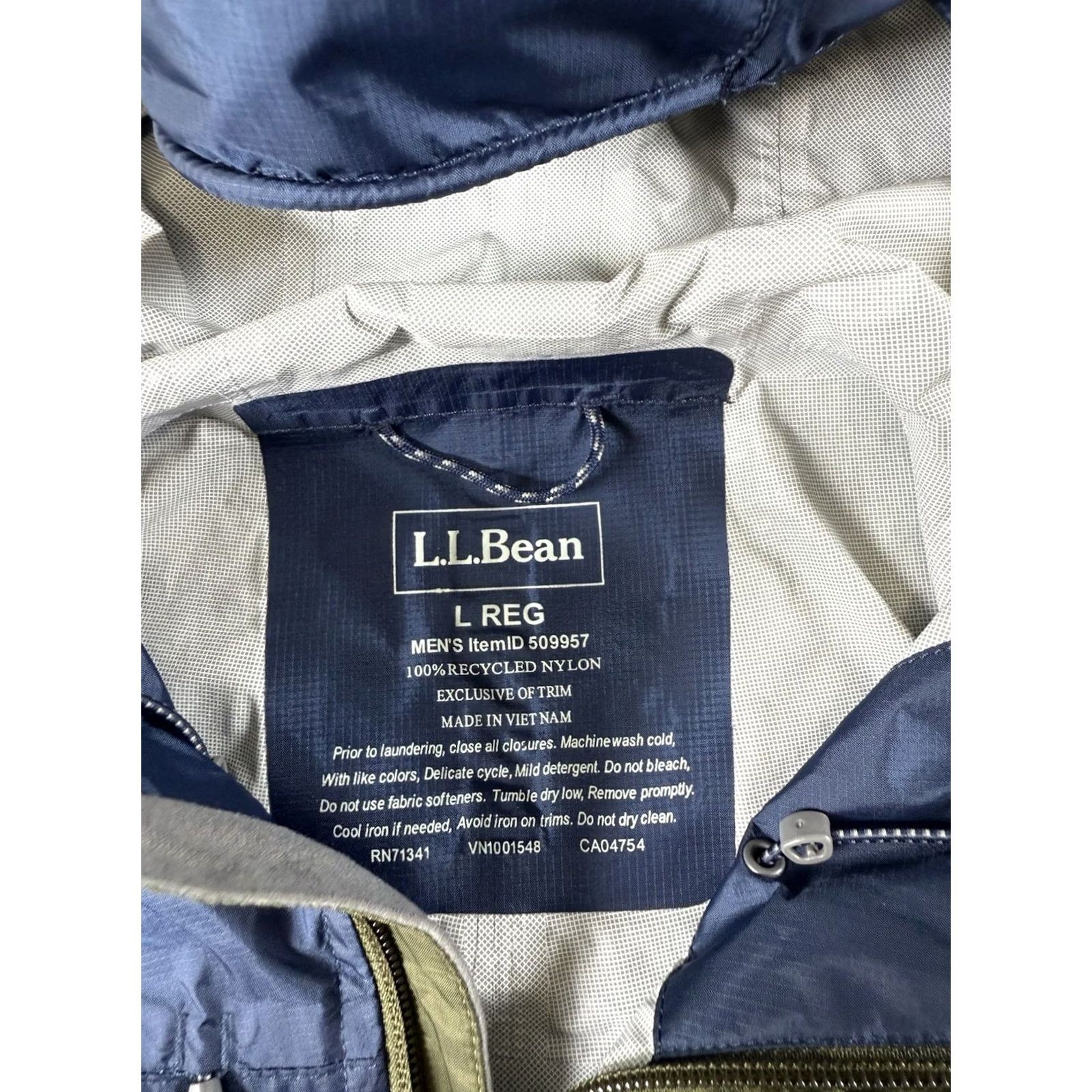 Vintage LL Bean Olive/Navy Mens Large Zip-Up Hooded Jacket Tek Windbreaker Trail Jacket Size US L / EU 52-54 / 3 - 3 Thumbnail