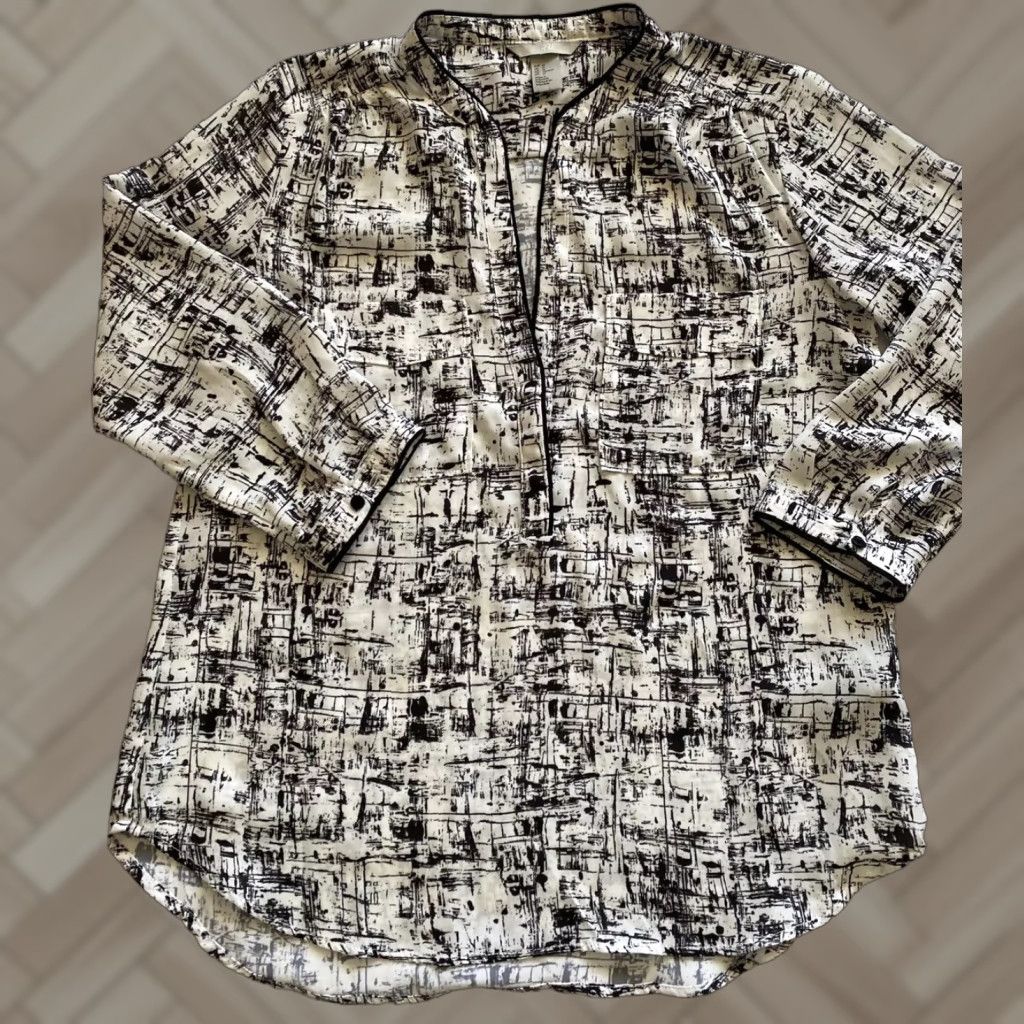 H&M H&M Blouse Casual Women's V-Neck Long Sleeve Shirt Top Geometric Pattern Black White Slim Fit Petite 12P Button-Down Collarless Breathable Size XL / US 12-14 / IT 48-50 - 1 Thumbnail
