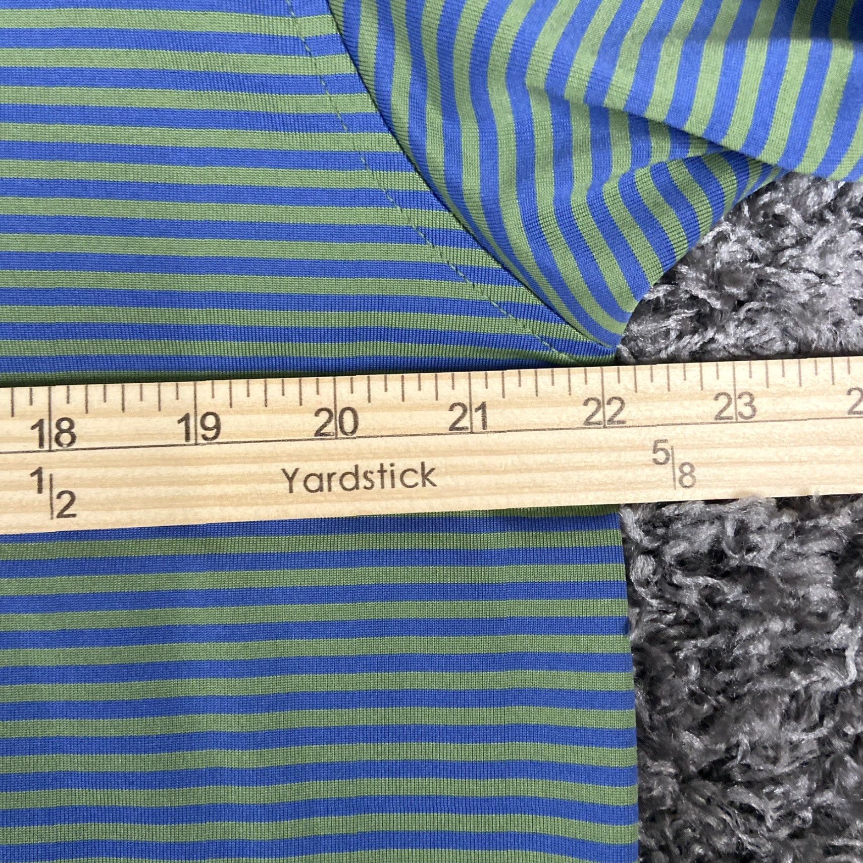 Izod VINTAGE IZOD Golf Polo Mens L Green Blue Striped Short Sleeve Size US L / EU 52-54 / 3 - 7 Thumbnail