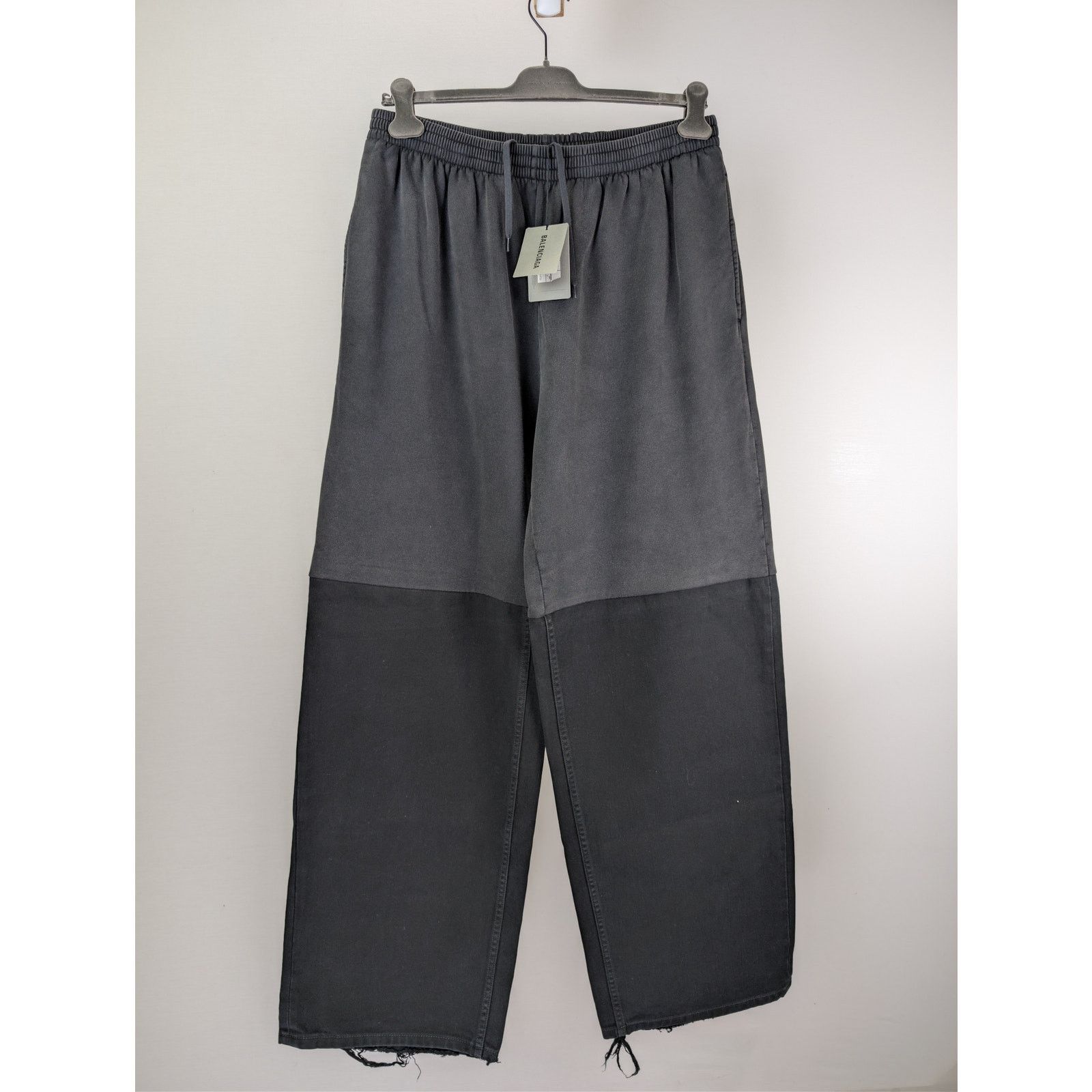 Balenciaga o1rshd1 Soft Black Left Hand Denim Patched Sweatpants Black Size US 32 / EU 48 - 10 Thumbnail
