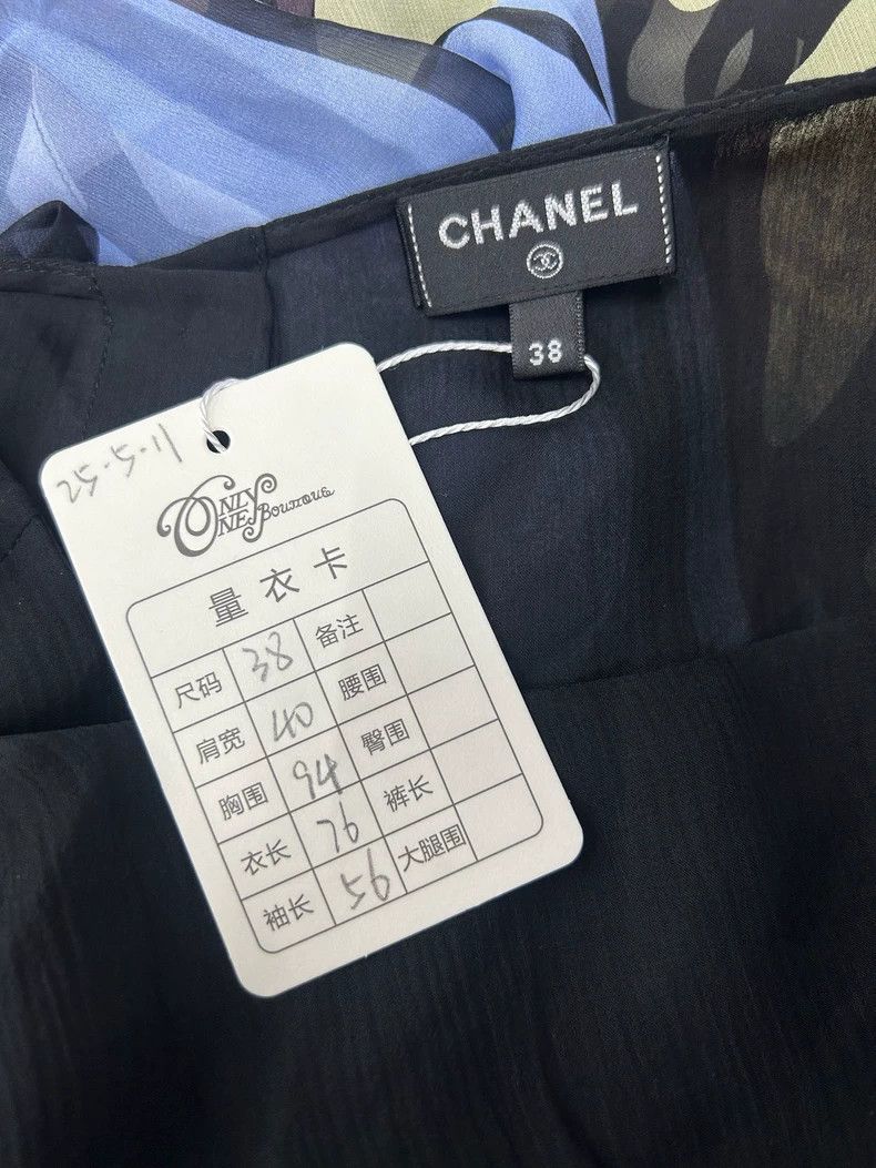 Chanel Chanel Color printed silk long sleeves Size XS / US 0-2 / IT 36-38 - 5 Thumbnail