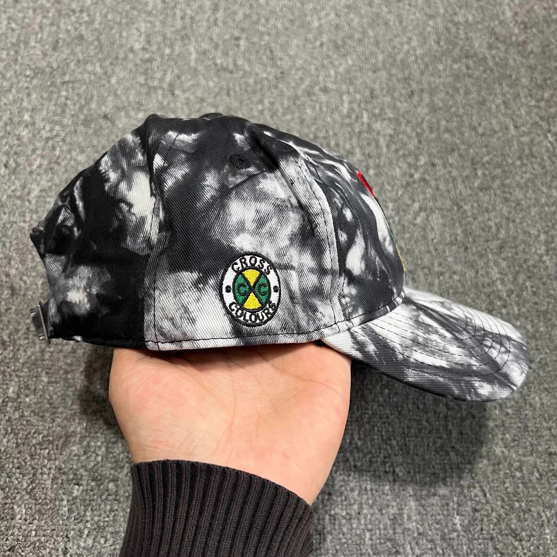 Cross Colours CrossEmbroidered Tie-Dye Curved Brim BaseballCapVisor Q7 Size ONE SIZE - 8 Thumbnail