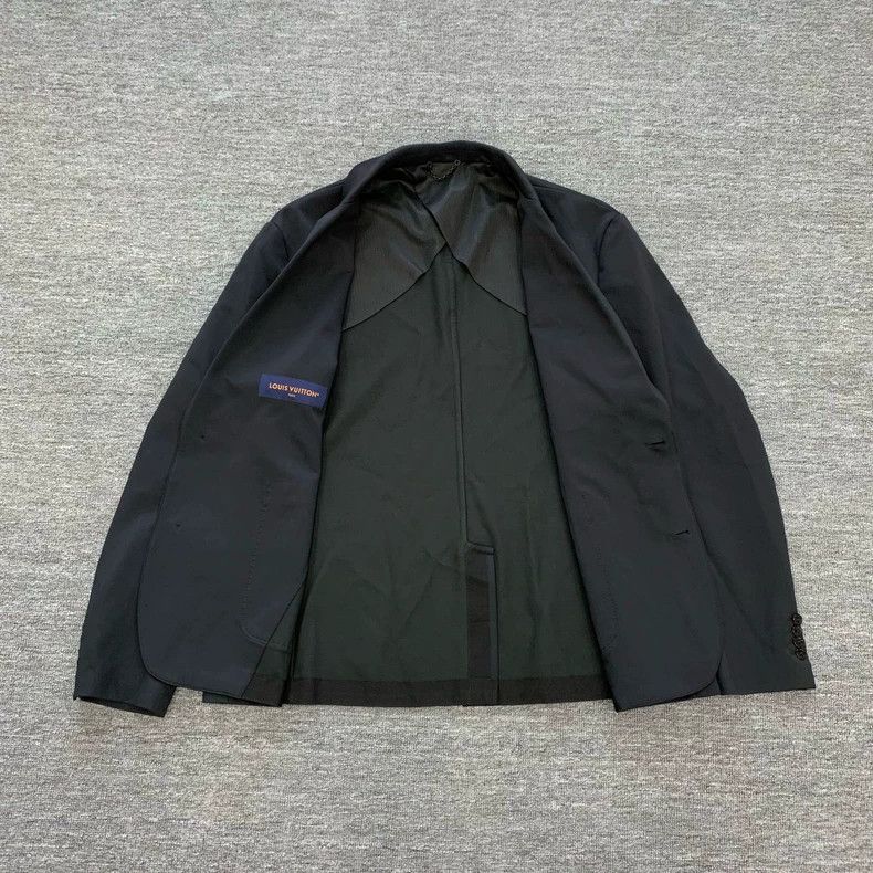 Louis Vuitton Louis Vuitton SS25 black embroidered logo jacket Size US XXL / EU 58 / 5 - 7 Thumbnail