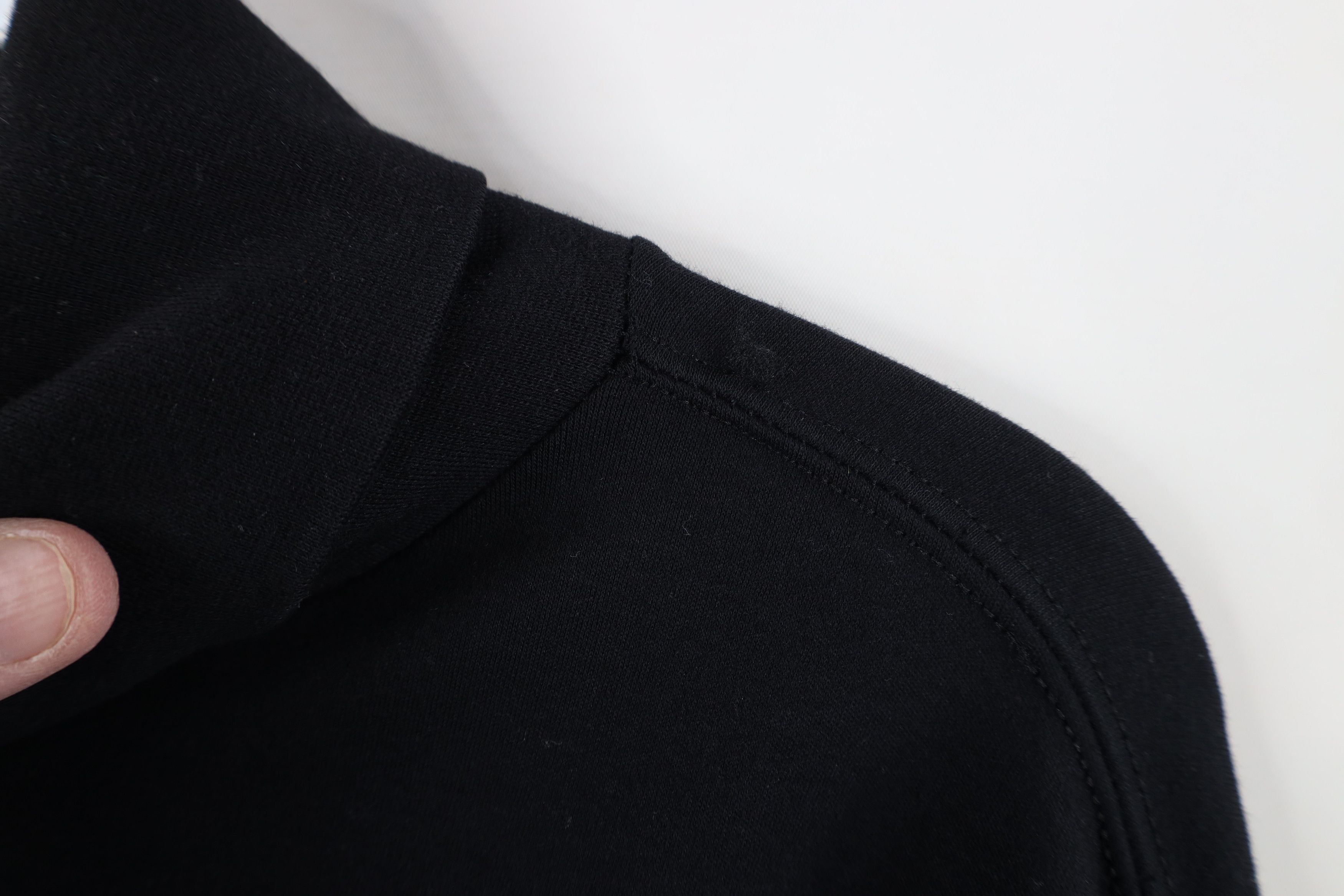Lands' End Vintage 90s Lands End Soft Knit Turtleneck T-Shirt Black USA Size US L / EU 52-54 / 3 - 9 Thumbnail