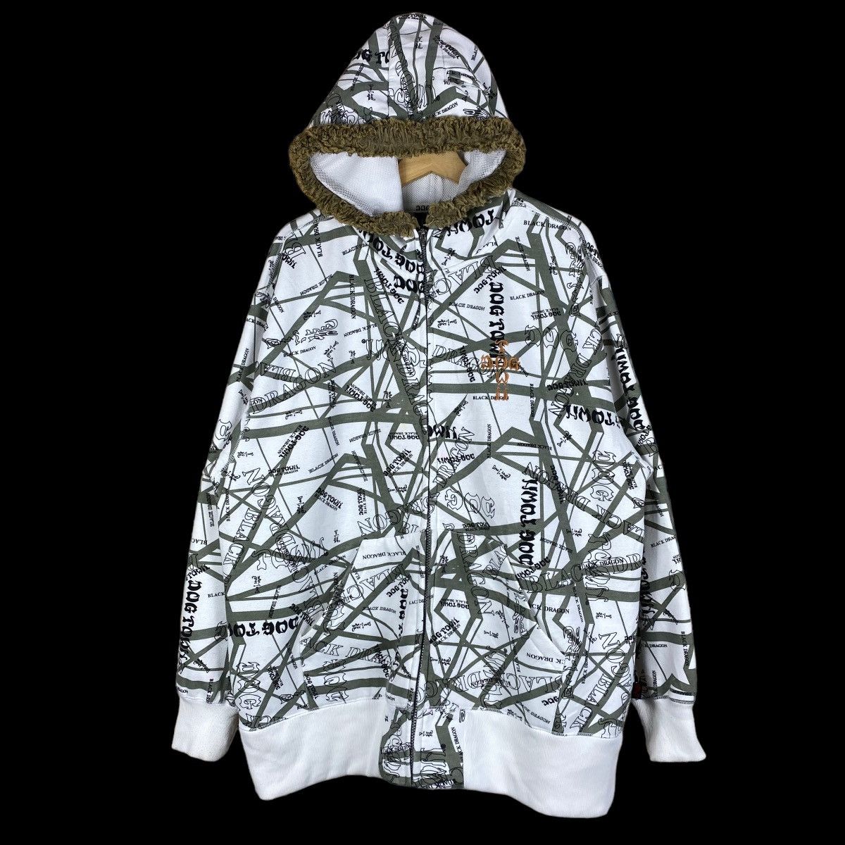 Dogtown × Japanese Brand DOGTOWN BLACK DRAGON FULL PRINT FUR HOODIE Size US XL / EU 56 / 4 - 1 Thumbnail