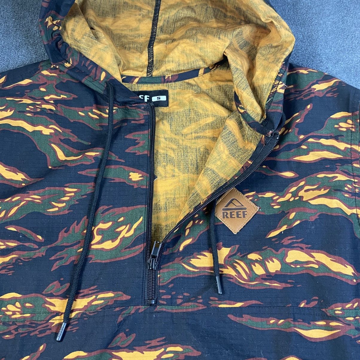 REEF Reef Pullover Anorak Hoodie Jacket Mens Camo Sz S NWT Size US S / EU 44-46 / 1 - 4 Thumbnail
