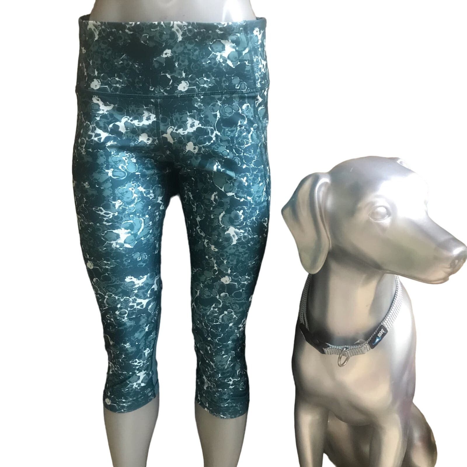 Under Armour Under Armour Compression Green Cropped Mesh Leggings Size L Size 29" - 1 Thumbnail