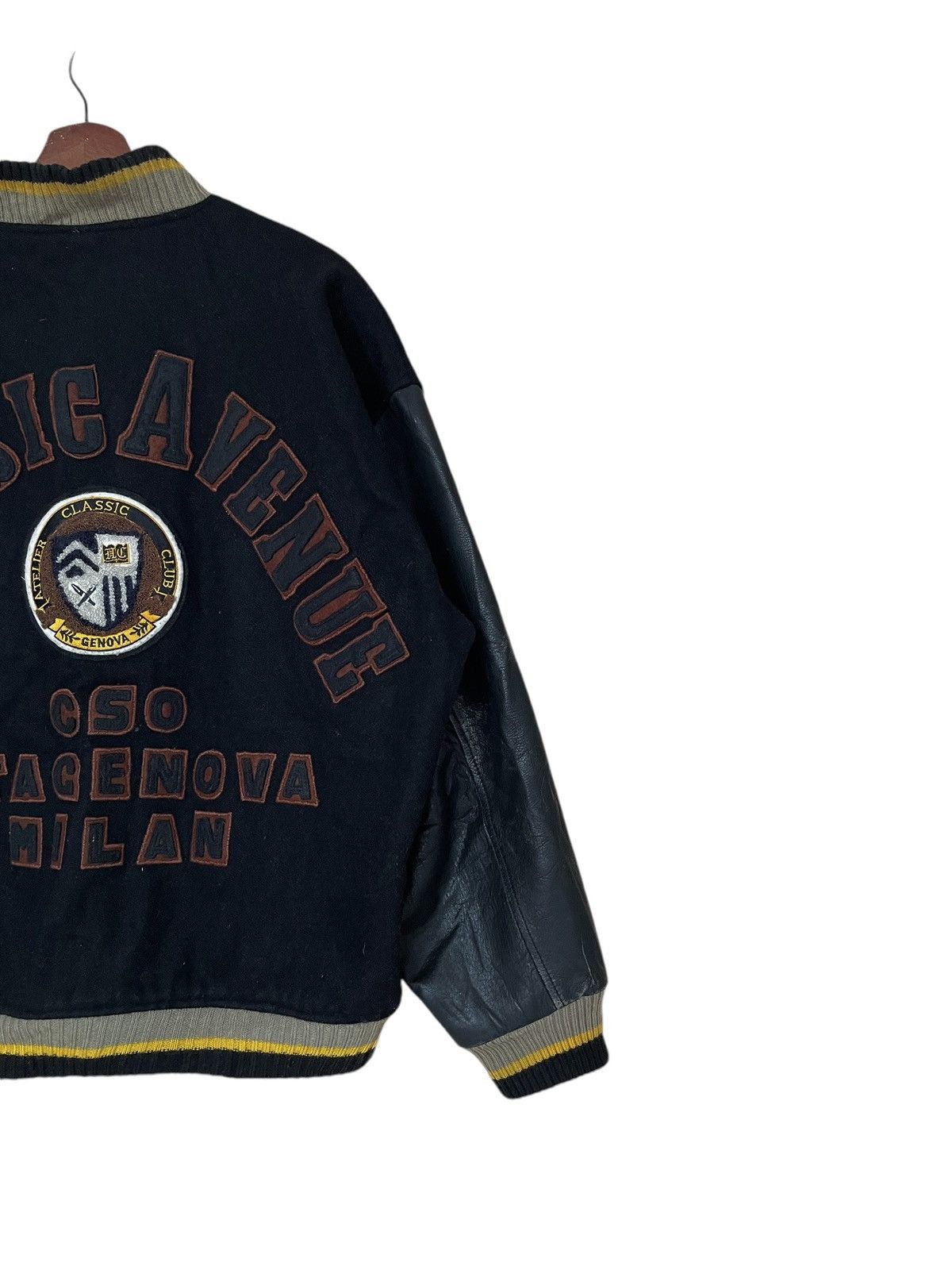 Vintage Vintage Brand Hotcrew Leather Varsity Jacket 1980s Size US L / EU 52-54 / 3 - 8 Thumbnail