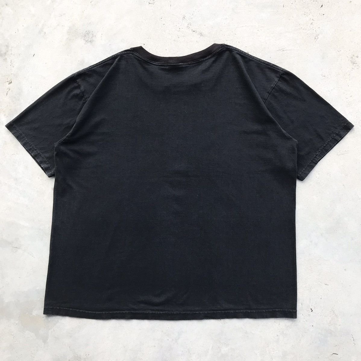 Band Tees 2000's Rare Bootleg ! Gorillaz - Murdoc Sniper Shot T-Shirt Size US XL / EU 56 / 4 - 2 Thumbnail