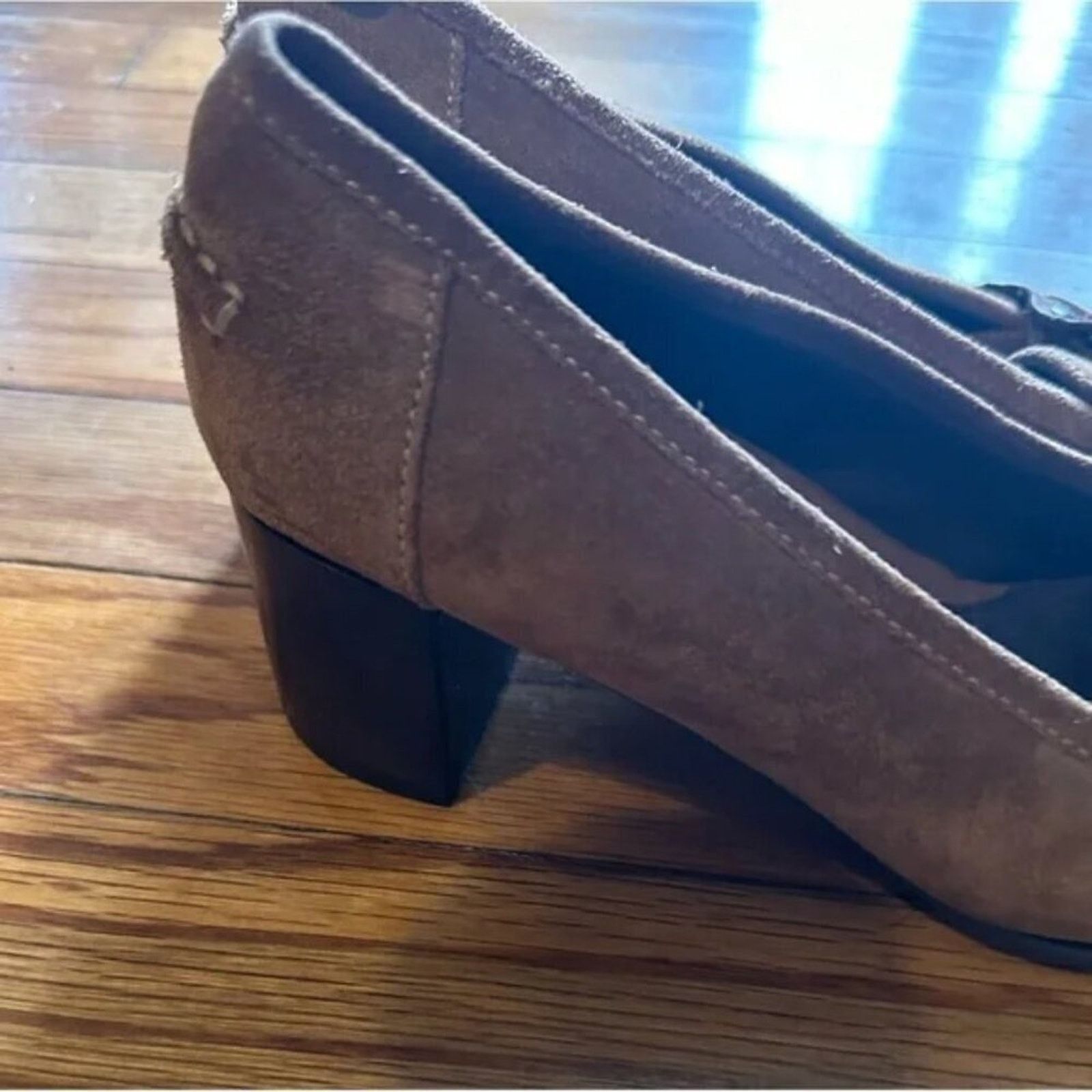 Aeropostale Aerosols Brown Suede Heeled Loafers Size US 5.5 / IT 35.5 - 2 Thumbnail