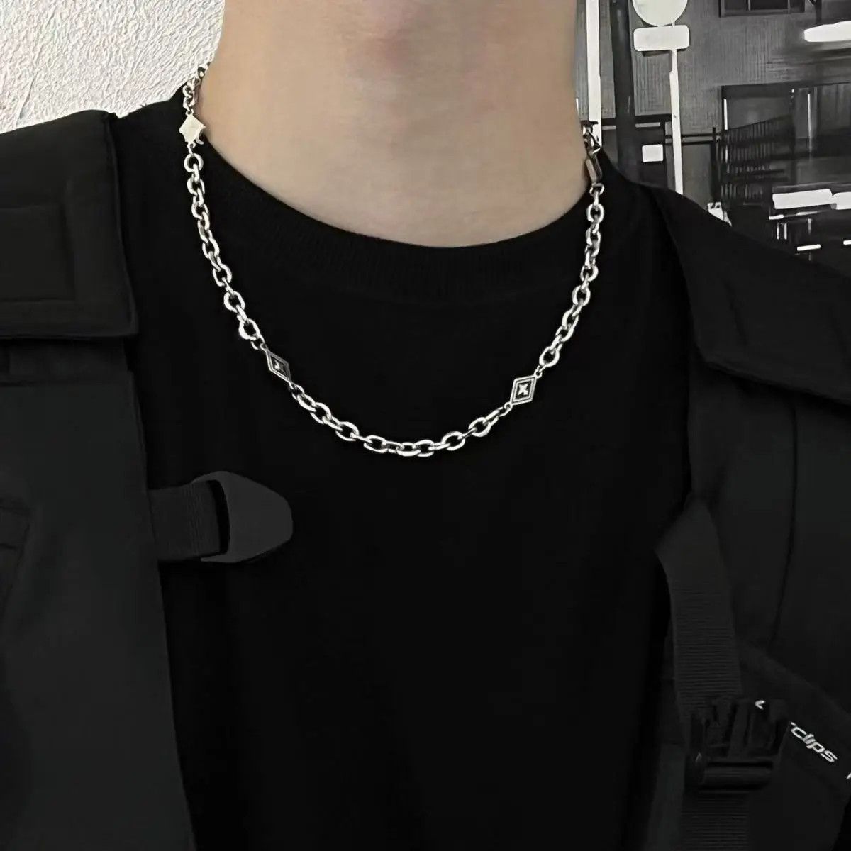 Jewelry Big O chain Square Shape Pendant Necklace Size ONE SIZE - 5 Thumbnail
