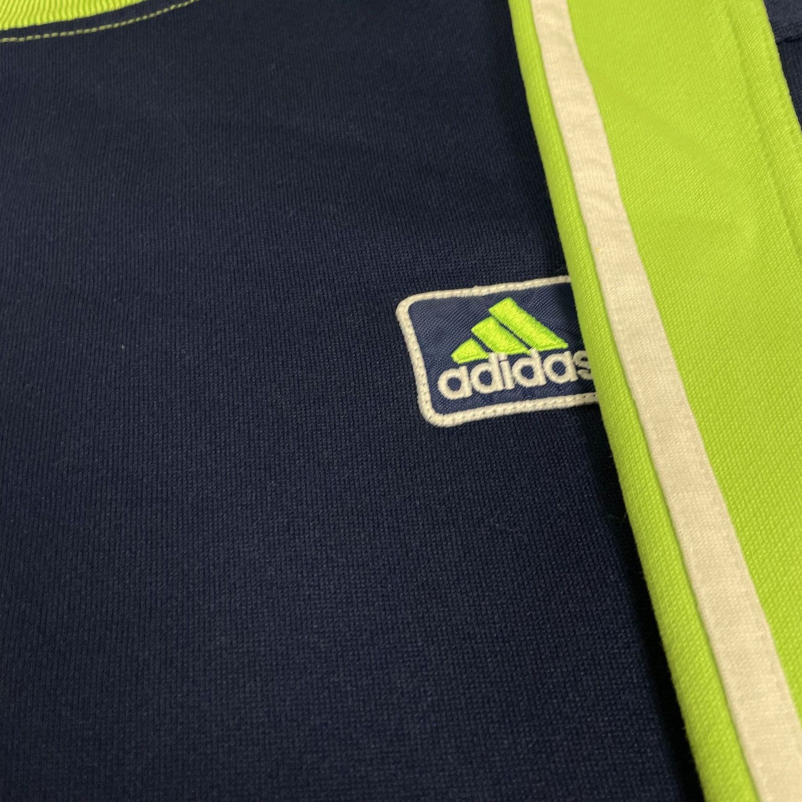 Adidas Vintage Adidas Mens Navy Green Crew Neck Pullover Sweatshirt Size US L / EU 52-54 / 3 - 3 Thumbnail