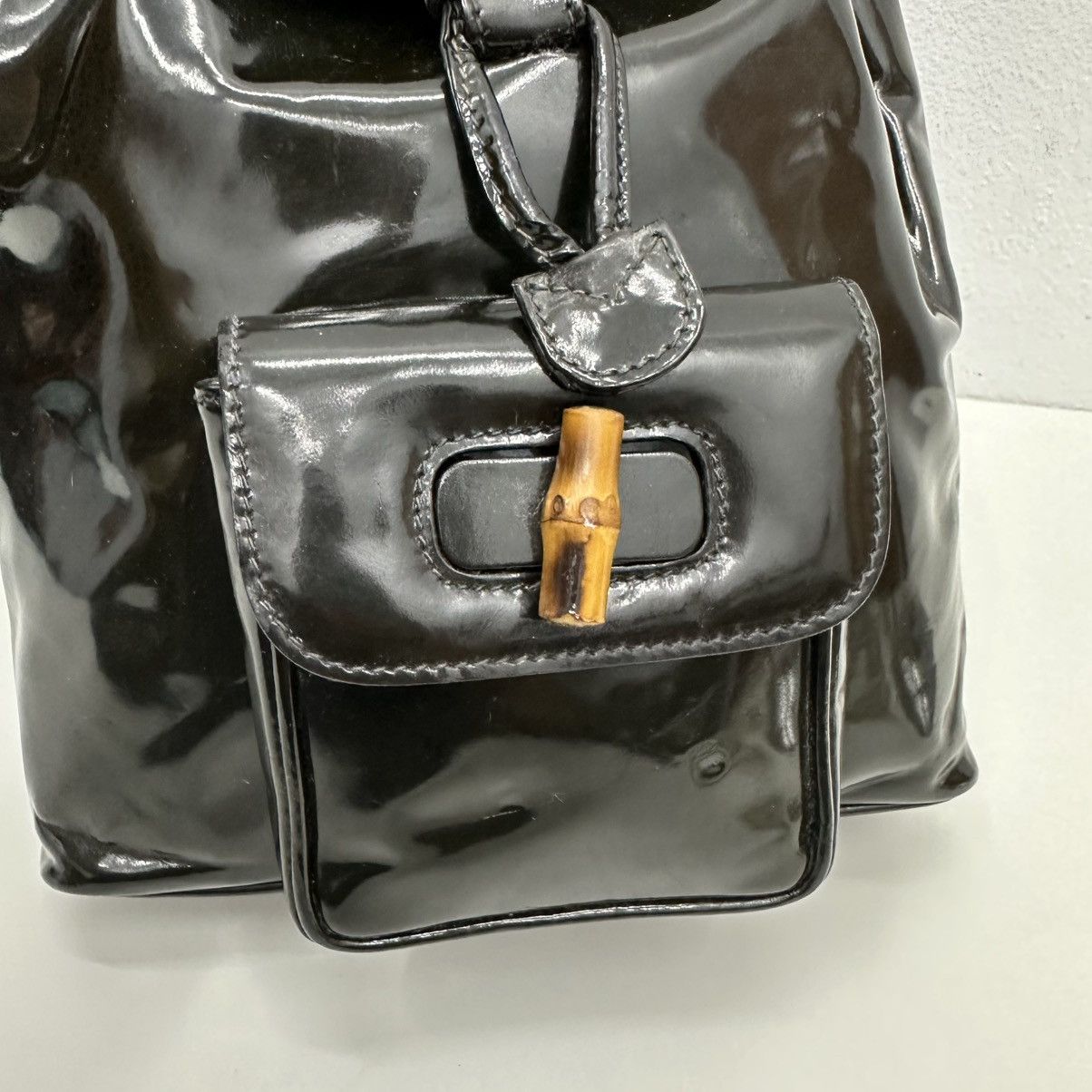 Vintage ‼️YES‼️ AUTHENTIC GUCCI BAMBOO BLACK PATENT LEATHER BACKPACK Size ONE SIZE - 7 Thumbnail