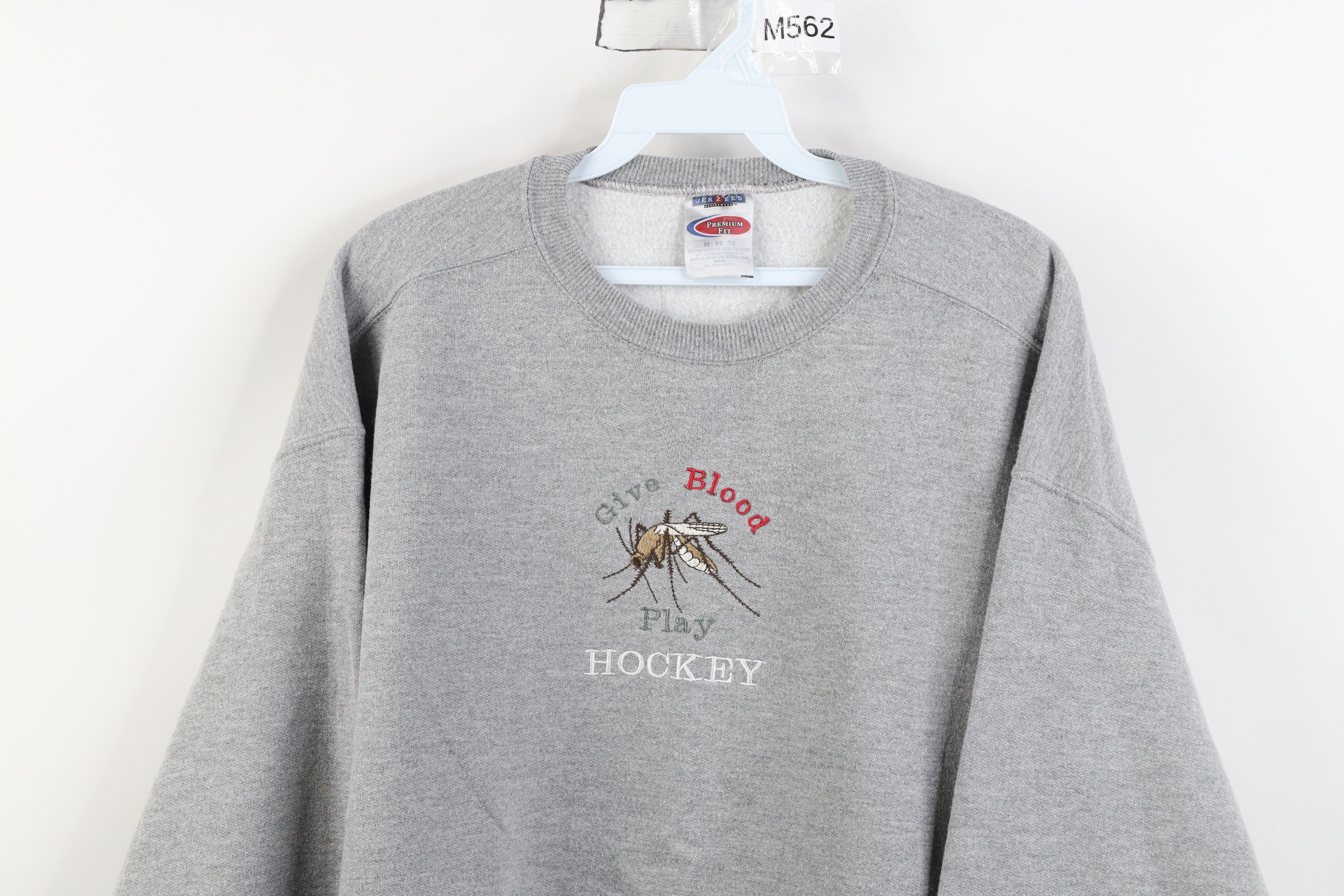 Vintage Vintage Give Blood Play Hockey Crewneck Sweatshirt Gray Size US XL / EU 56 / 4 - 2 Thumbnail