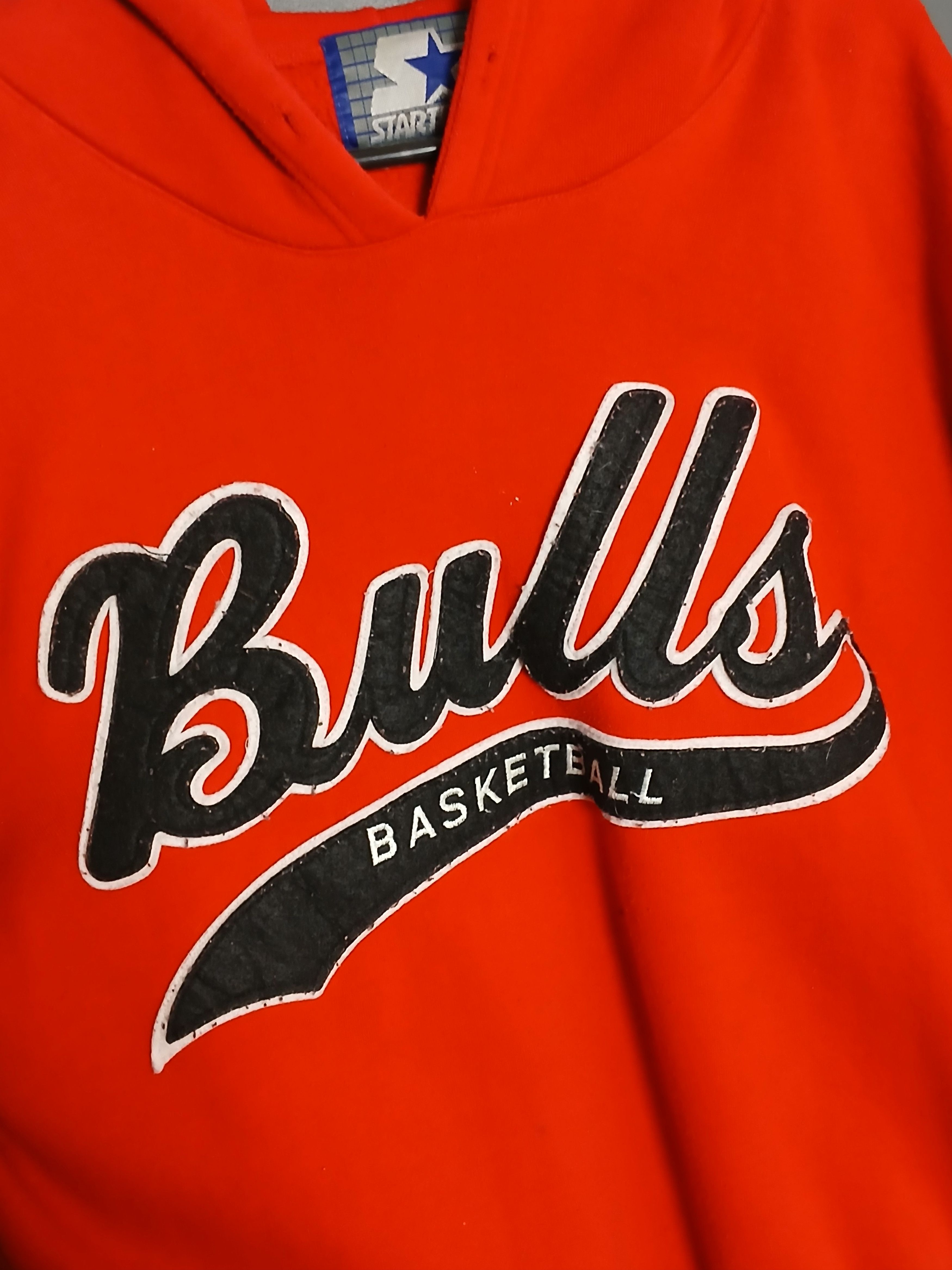 NBA × Vintage Vintage Starter NBA Chicago Bulls Basketball Hoodie Size US L / EU 52-54 / 3 - 3 Thumbnail