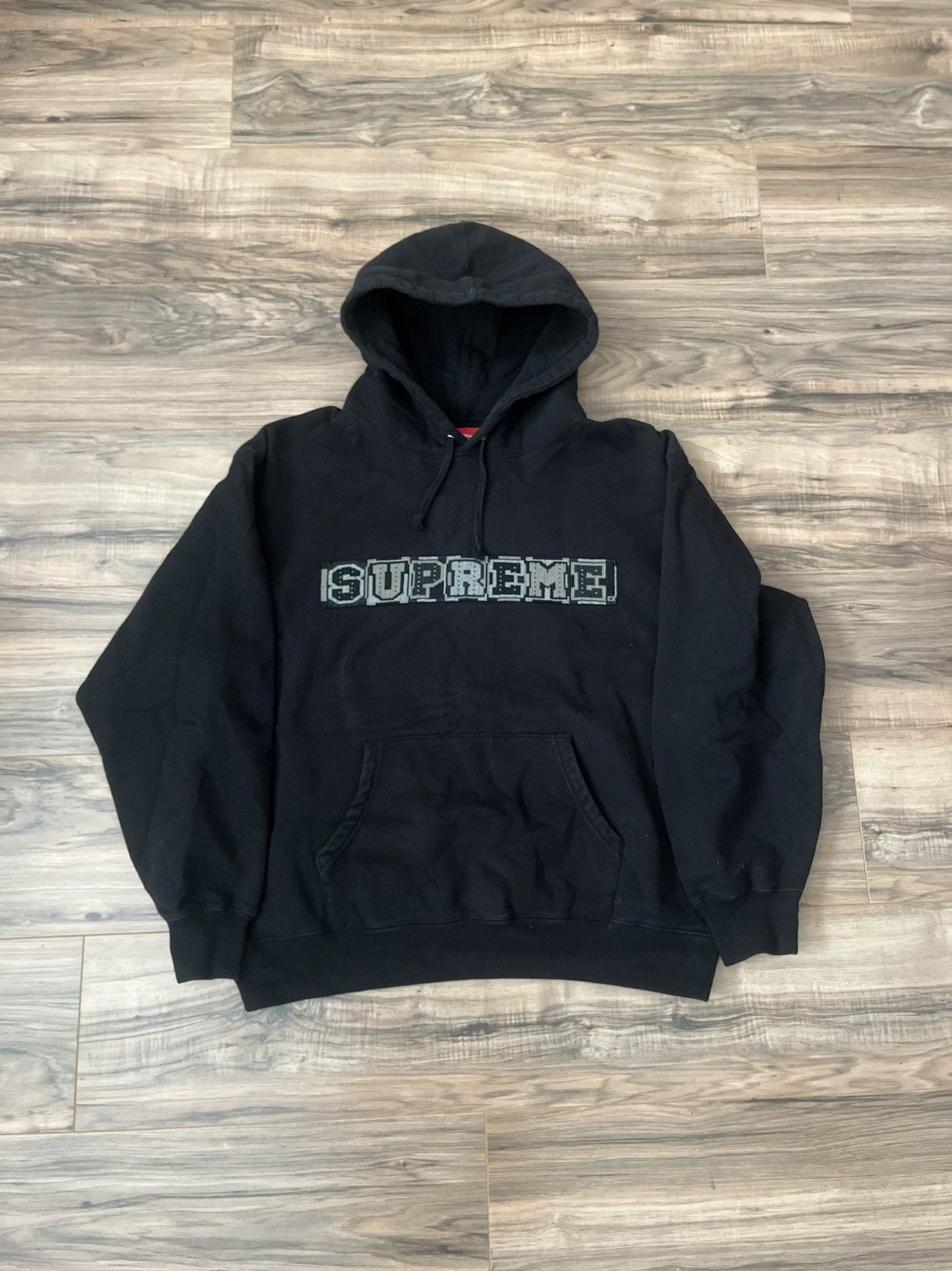 Supreme Supreme Beaded Hooded Sweatshirt Size US L / EU 52-54 / 3 - 1 Thumbnail