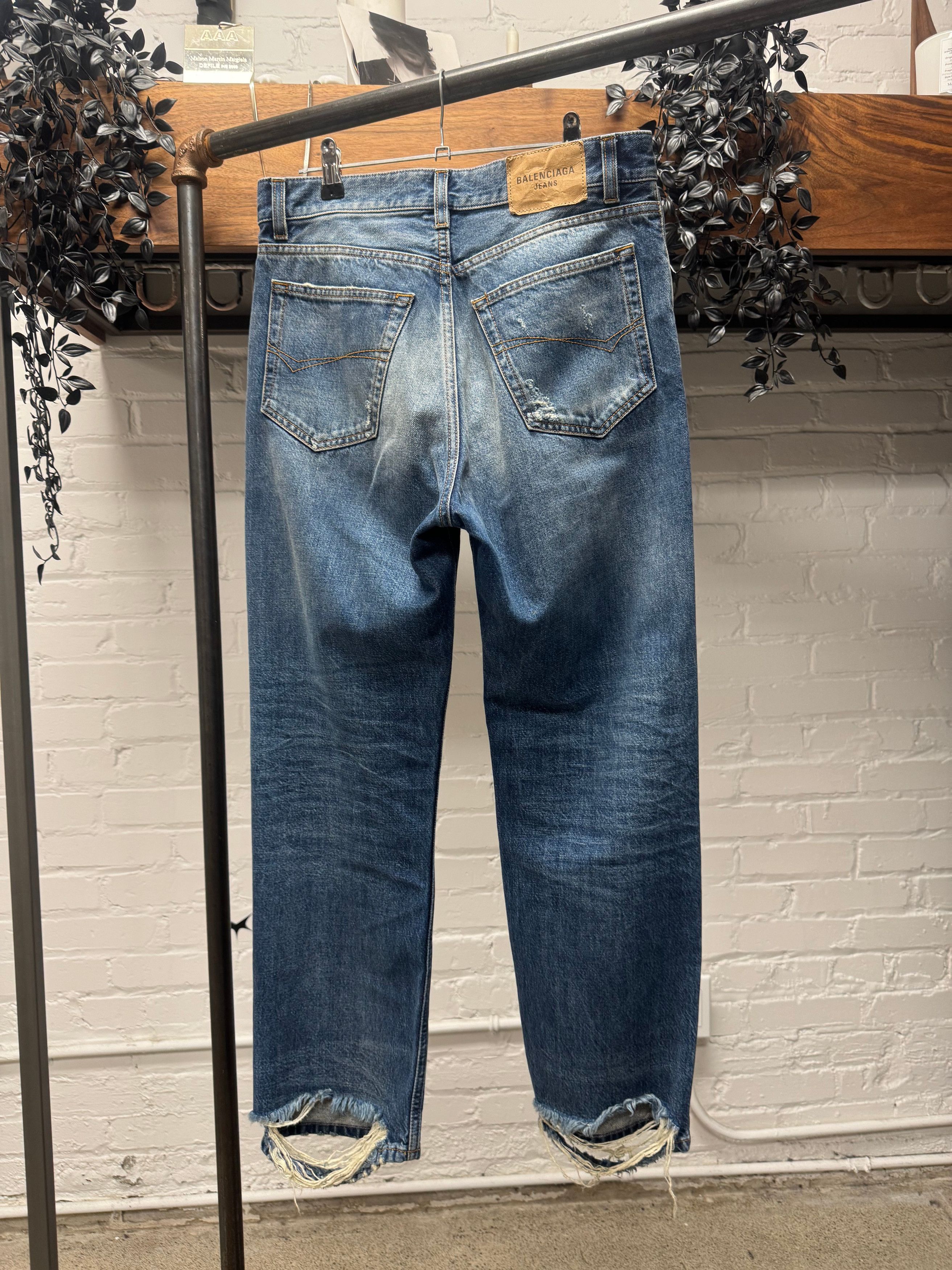 Balenciaga 2021 Balenciaga Washed Blue ‘Heelbite’ Bootcut Denim Size US 30 / EU 46 - 3 Thumbnail