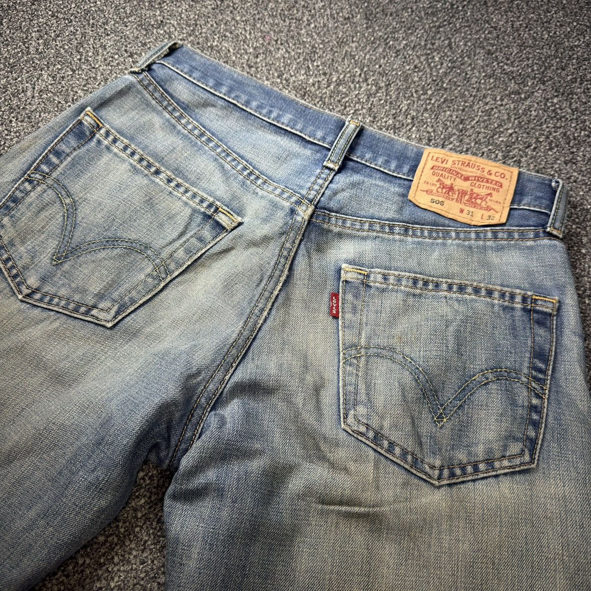 Engineered Garments × Levi's Vintage y2k Levis 506 Thrashed Distressed Dirty Washed Denim Size US 31 - 8 Thumbnail