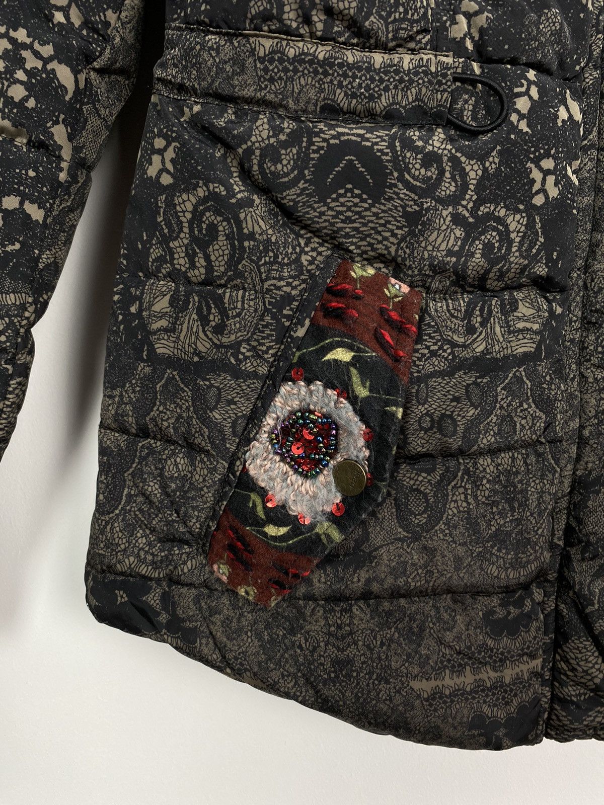 Designer Desigual Pakaian Jadi Wanita Puffer Jacket Women’s Size 36/S Size S / US 4 / IT 40 - 3 Thumbnail