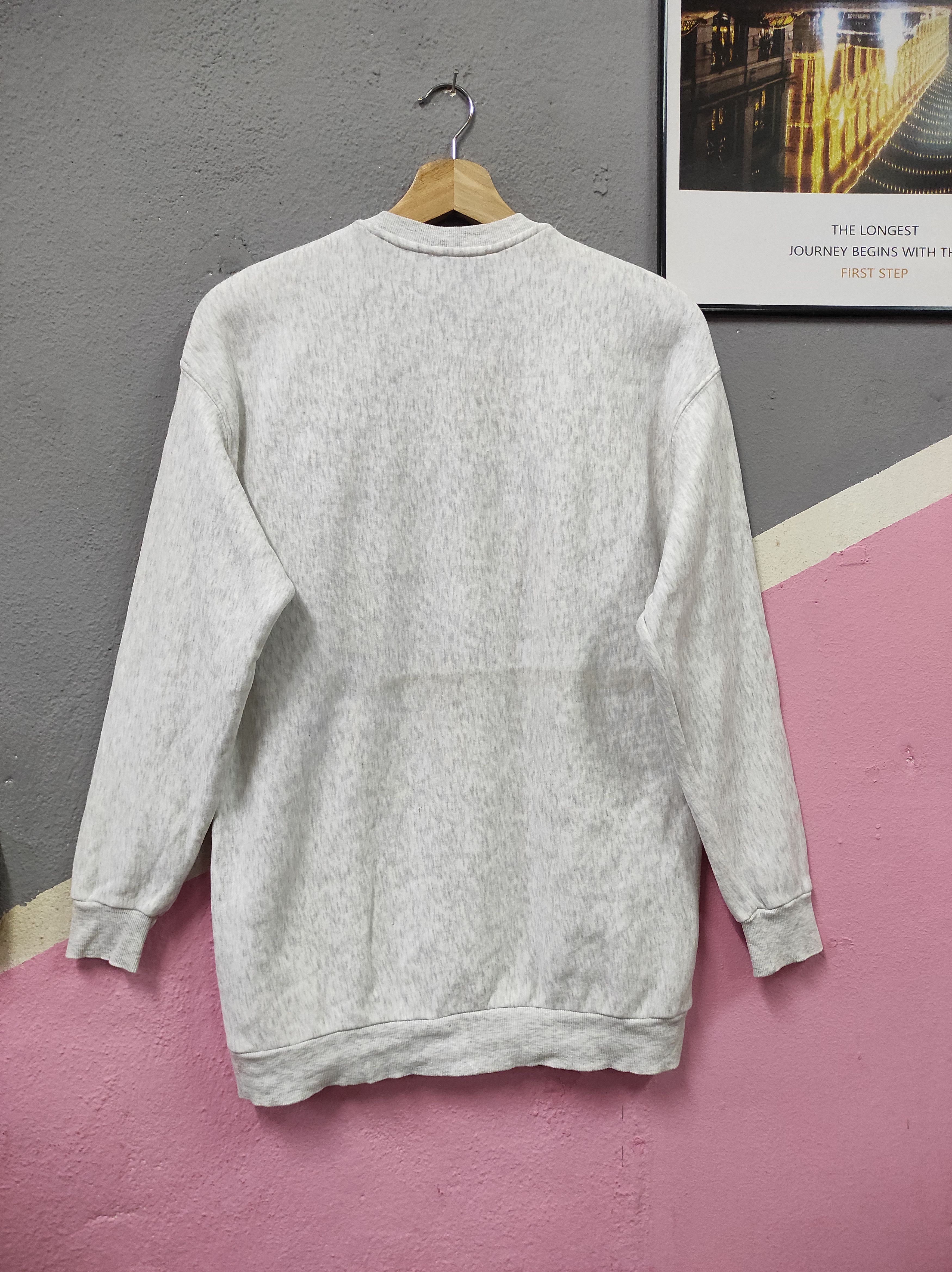 BERSHKA MORE BIG LOGO SWEATSHIRT