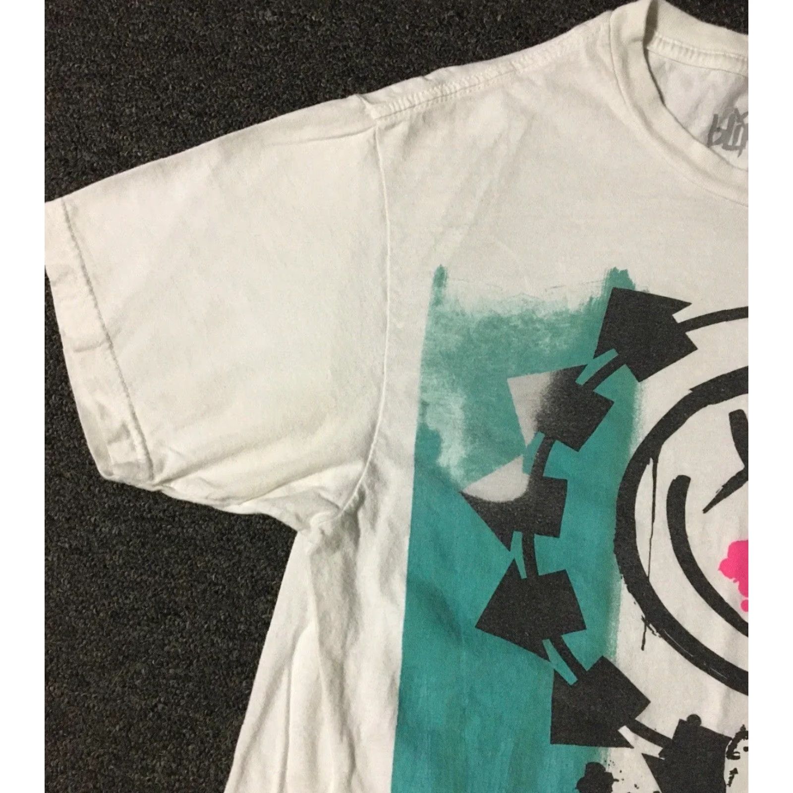 Vintage VINTAGE Blink 182 Faded Shirt S Punk Rock Music Tour Concert White Unisex Adults Small Smiley Face T-Shirt 80s 90s Grunge Punk Rock Band Size US S / EU 44-46 / 1 - 4 Thumbnail