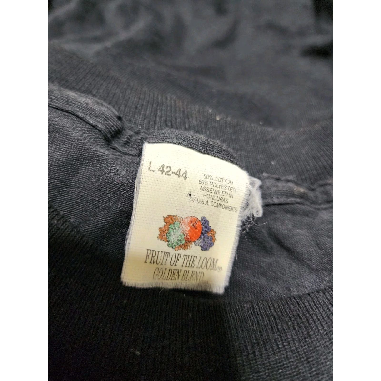 Hanes VINTAGE Hanes Mens T-Shirt 90s Short Sleeve Cotton Black Crew Neck Pocket Classic Size US L / EU 52-54 / 3 - 4 Thumbnail