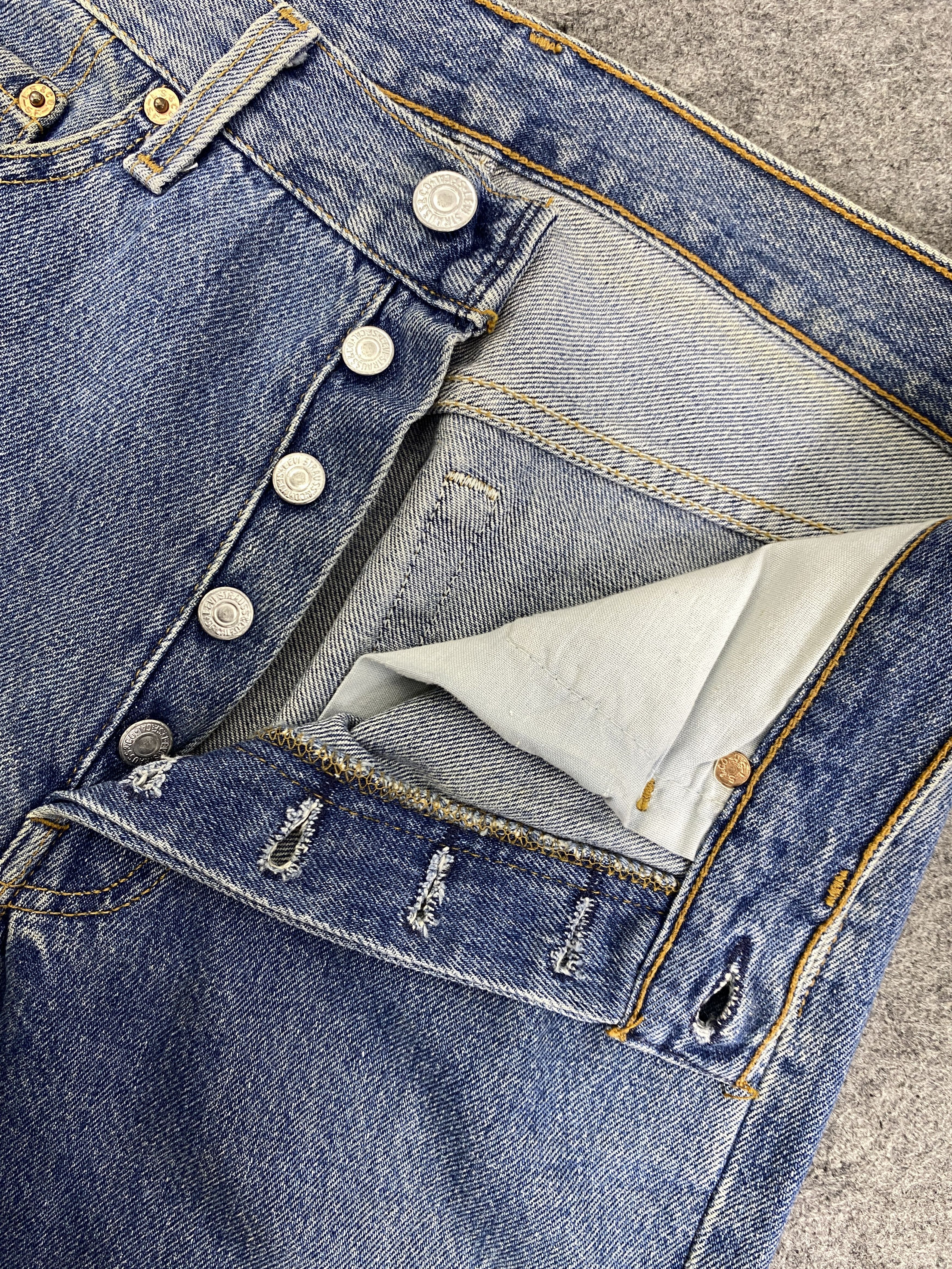 Japanese Brand Bluee Vintage Levis 501 USA Denim Jeans 29x32 - JN3158 Size US 29 - 6 Thumbnail