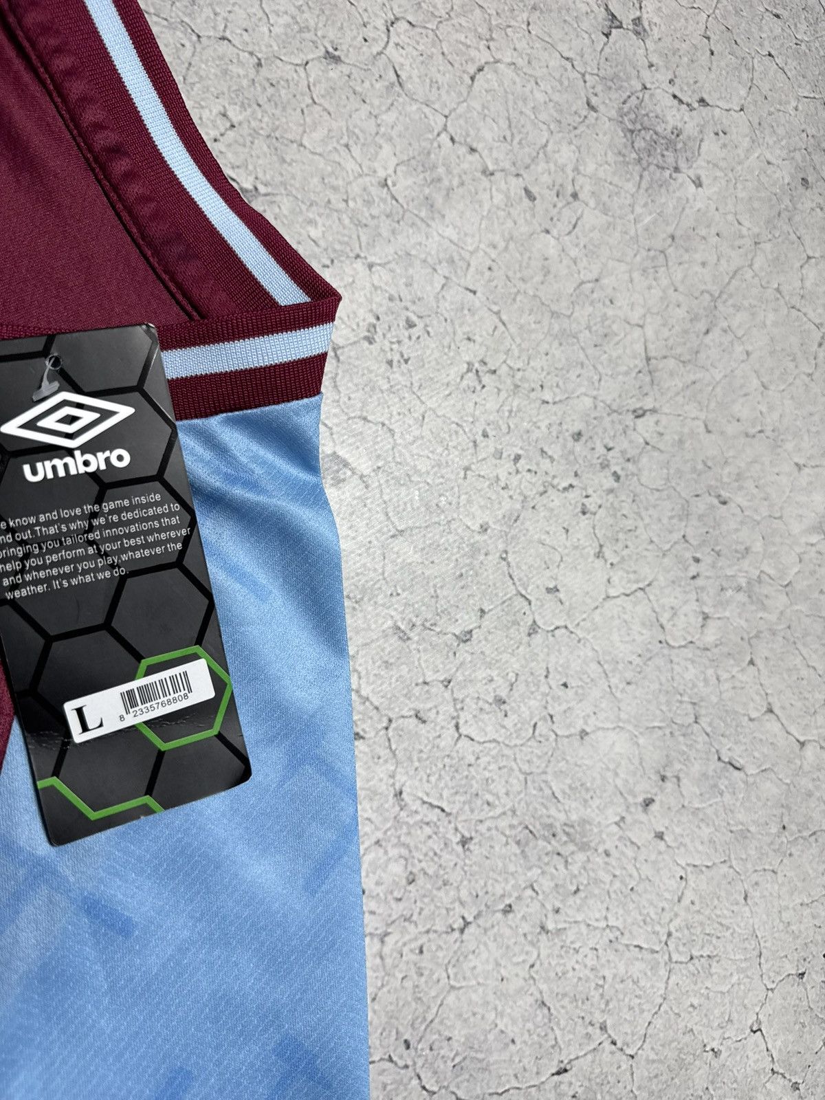 Umbro Umbro FC West Ham United 2023/2024 Soccer Jersey New Size US L / EU 52-54 / 3 - 8 Thumbnail
